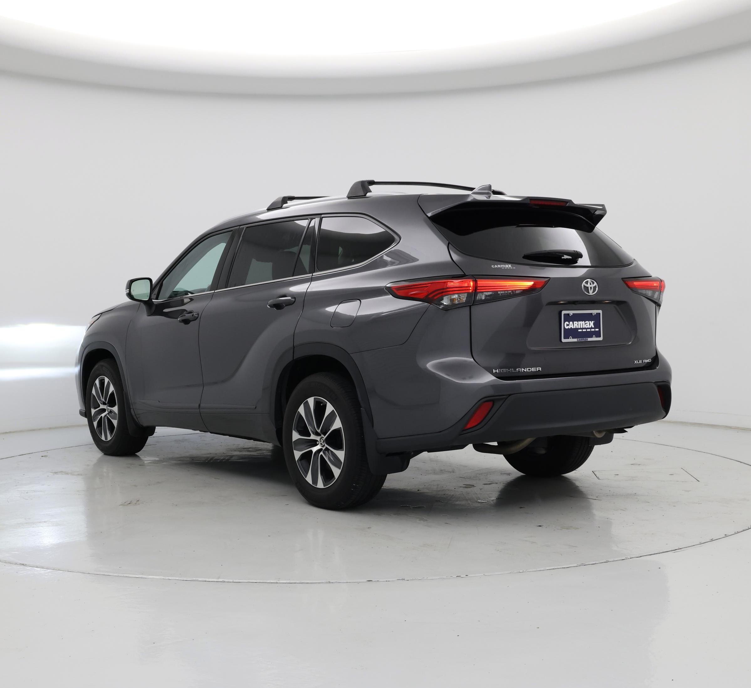 Thumbnail: 2022 Toyota Highlander - 2