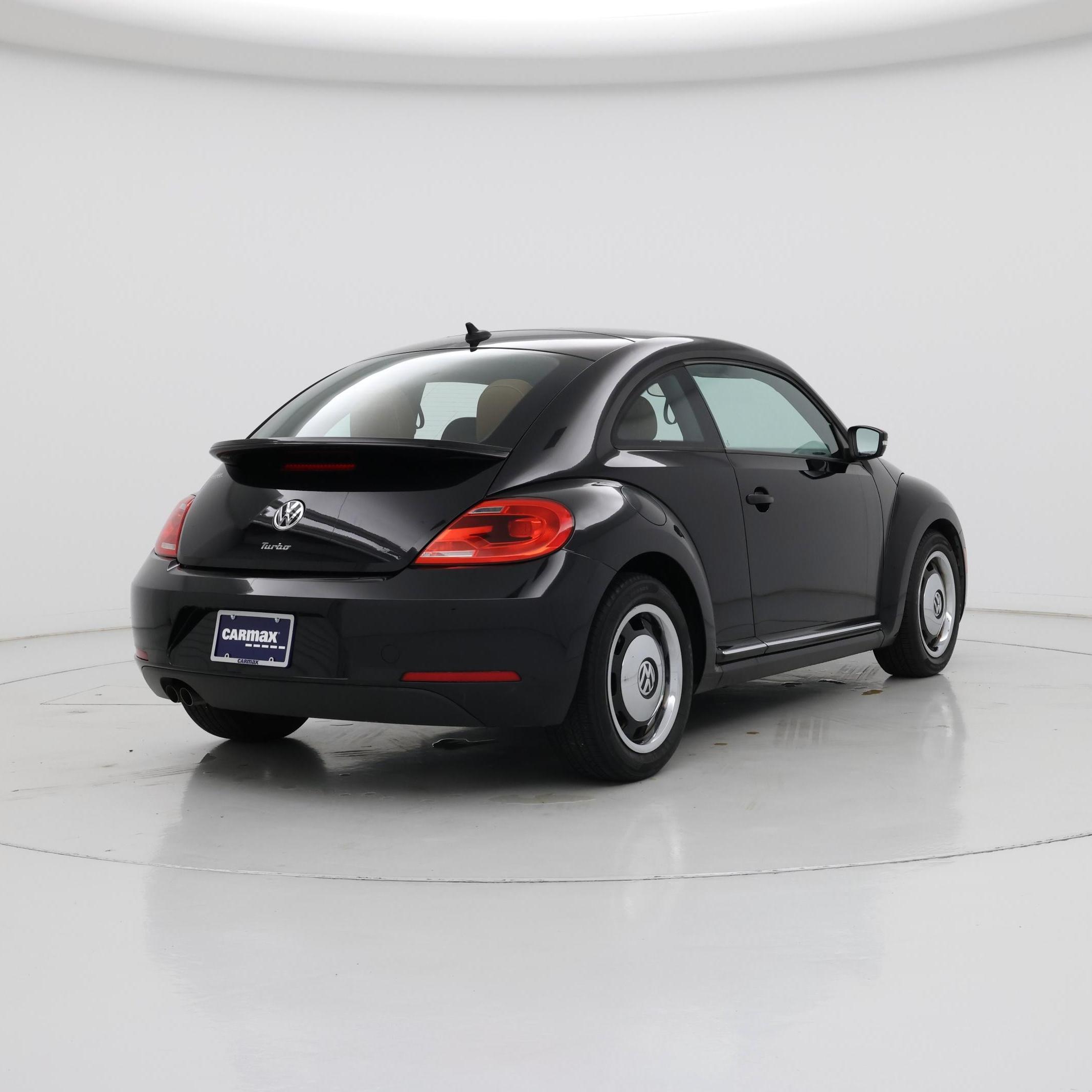Thumbnail: 2016 Volkswagen Beetle - 8