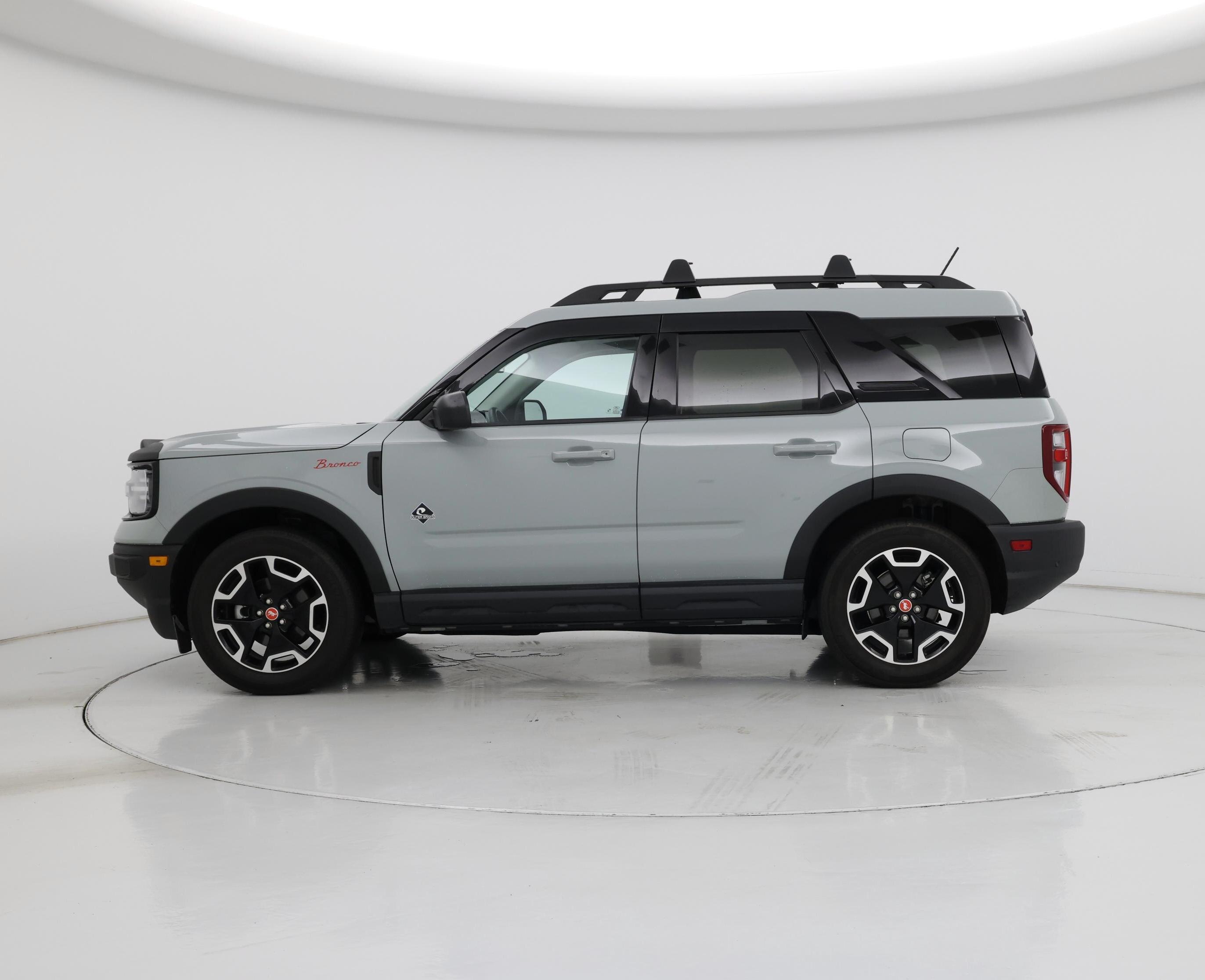 Thumbnail: 2023 Ford Bronco Sport - 3