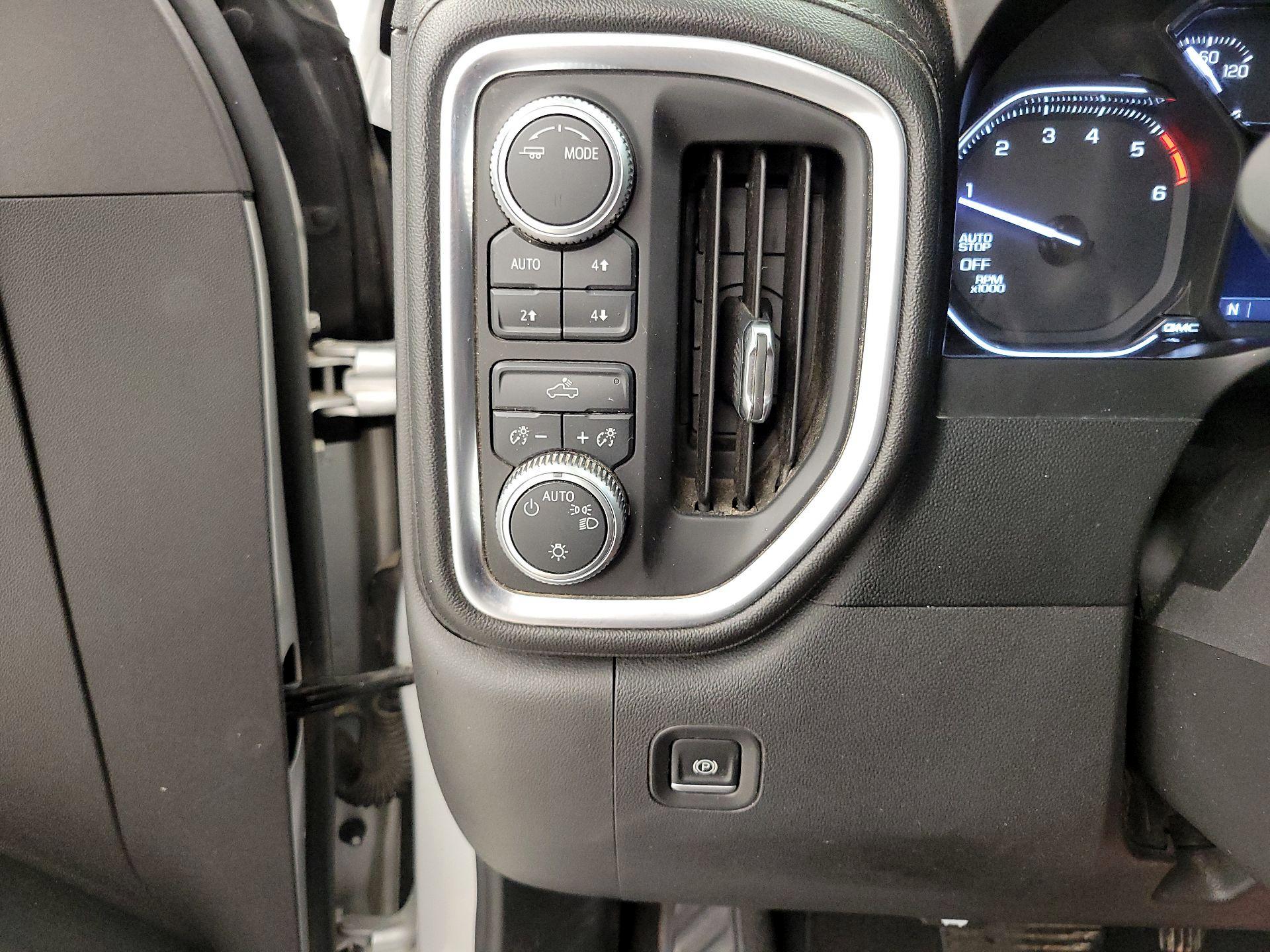 Thumbnail: 2020 GMC Sierra 1500 - 13