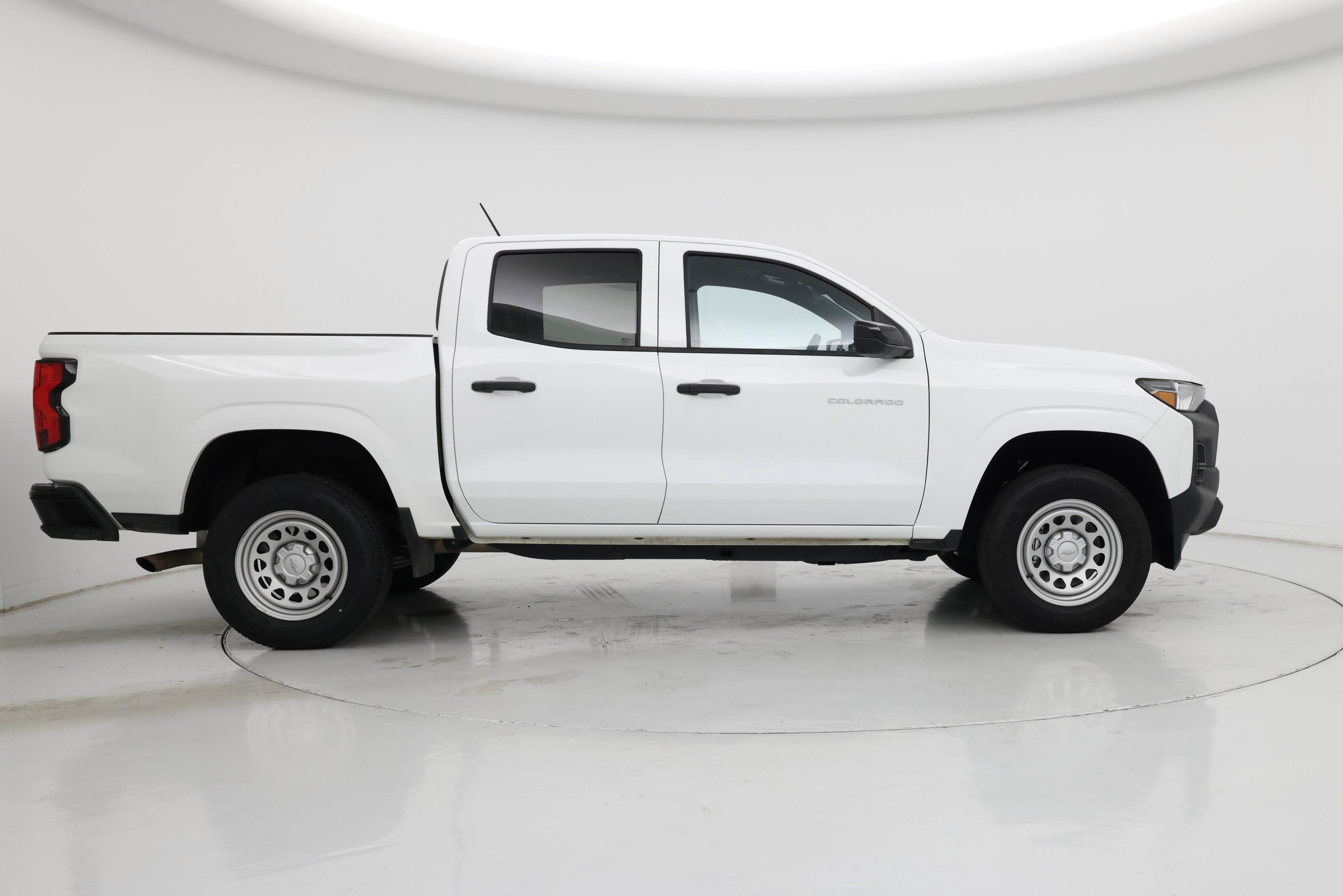 Thumbnail: 2023 Chevrolet Colorado - 7
