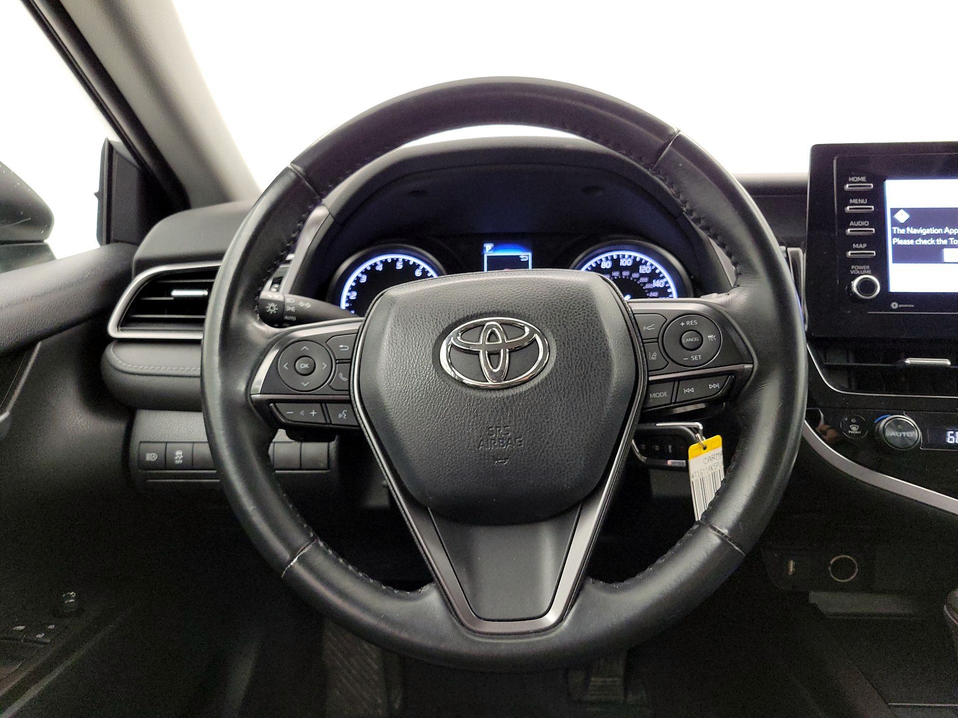 Thumbnail: 2023 Toyota Camry - 10