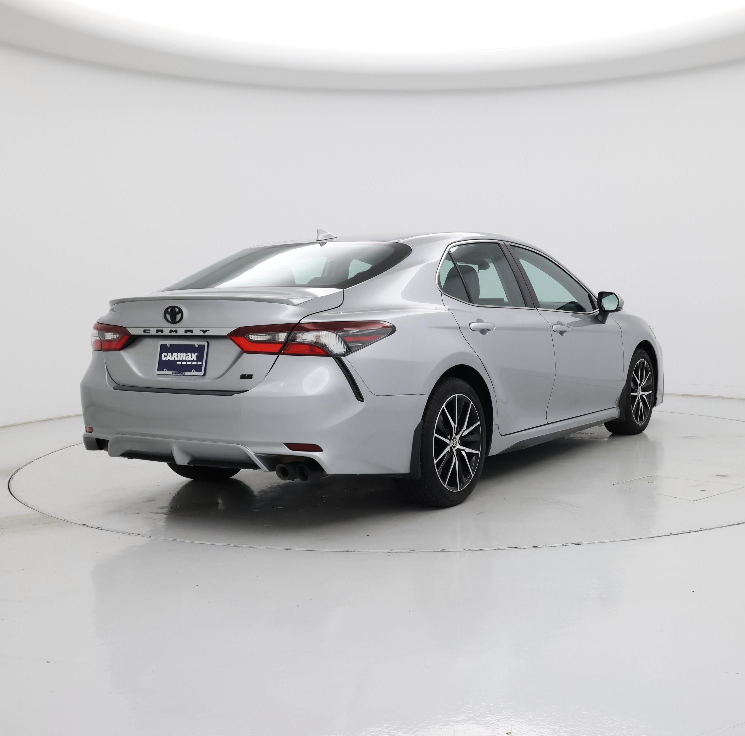 Thumbnail: 2023 Toyota Camry - 8