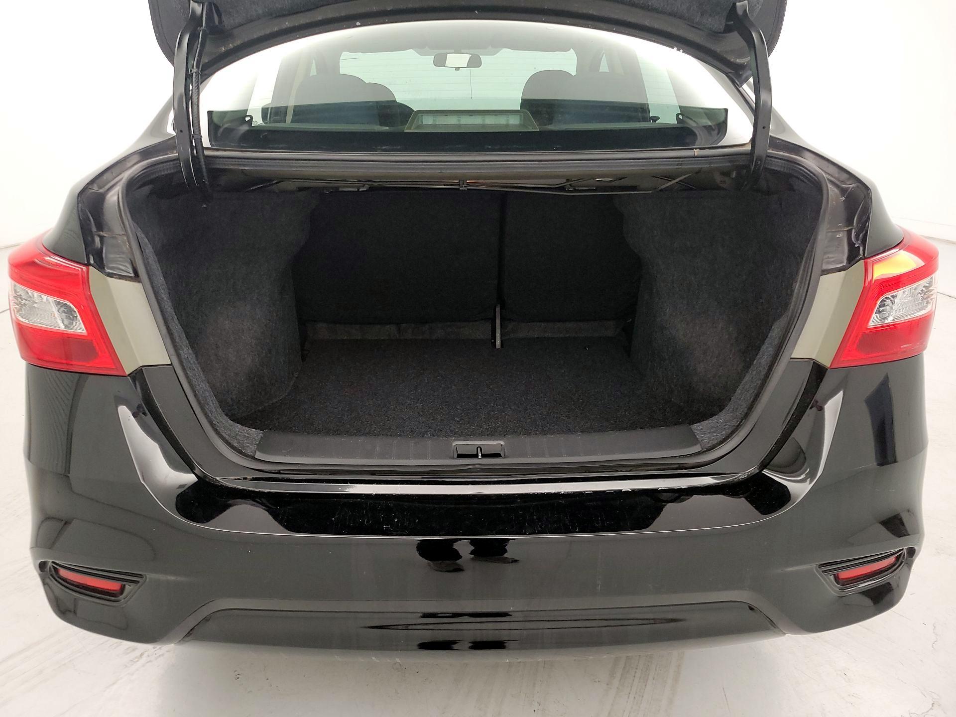 Thumbnail: 2019 Nissan Sentra - 20