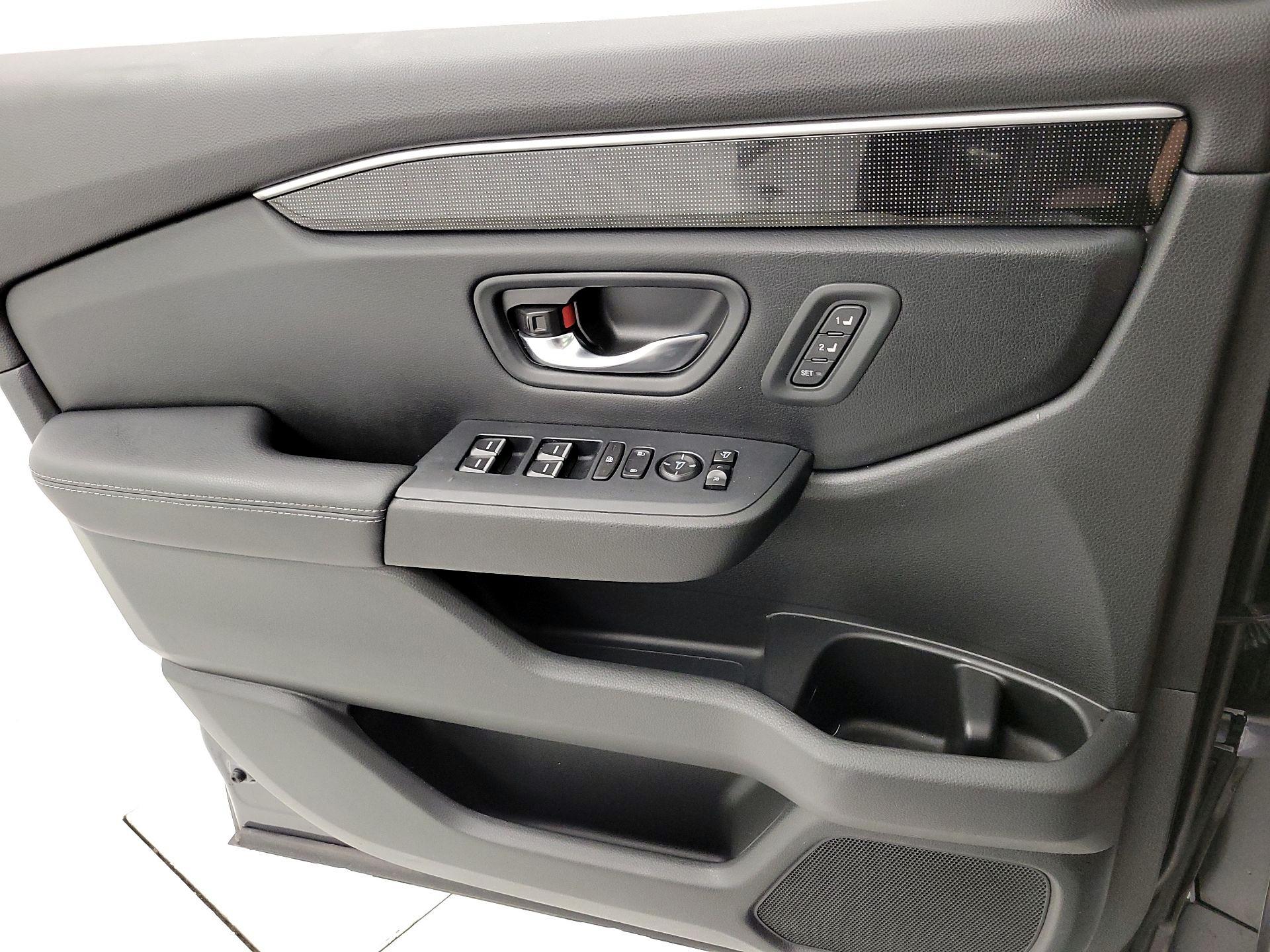 Thumbnail: 2023 Honda Pilot - 12