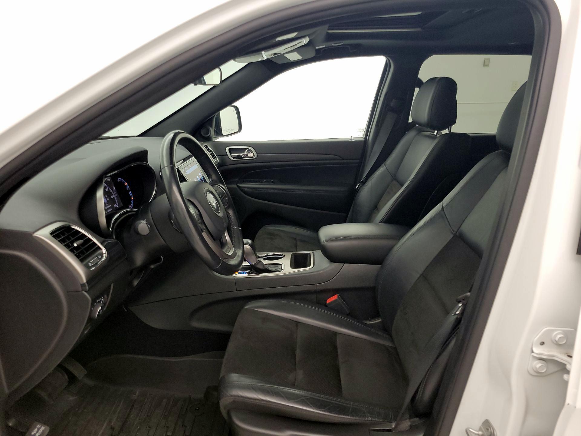 Thumbnail: 2021 Jeep Grand Cherokee - 11