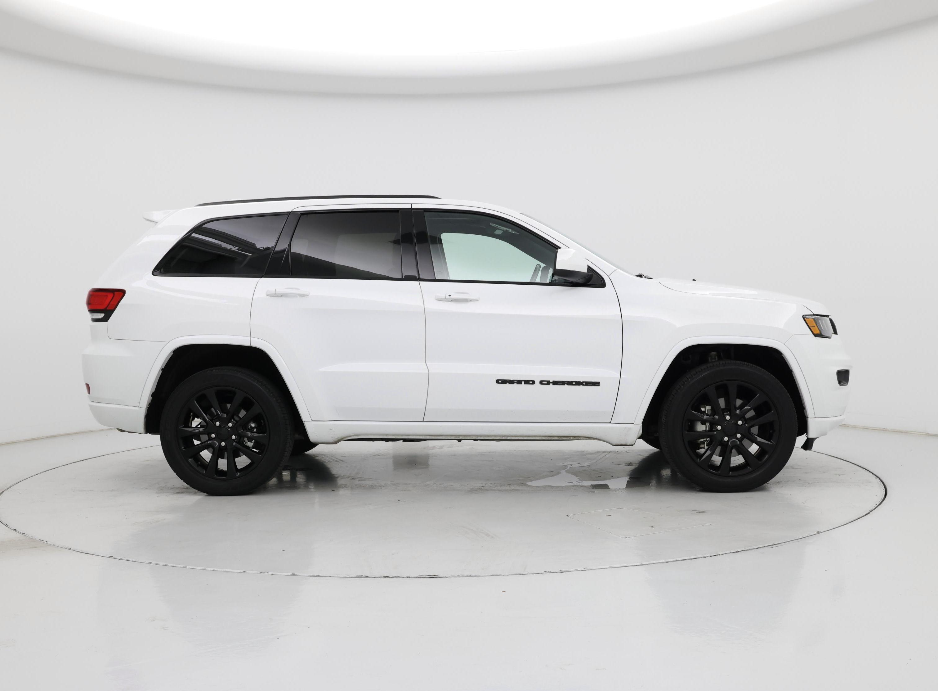 Thumbnail: 2021 Jeep Grand Cherokee - 7