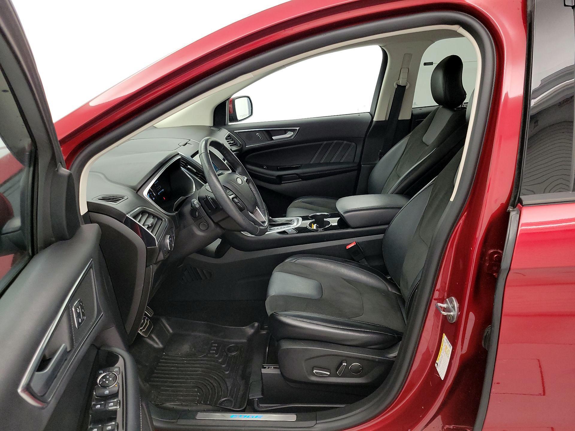 Thumbnail: 2018 Ford Edge - 11