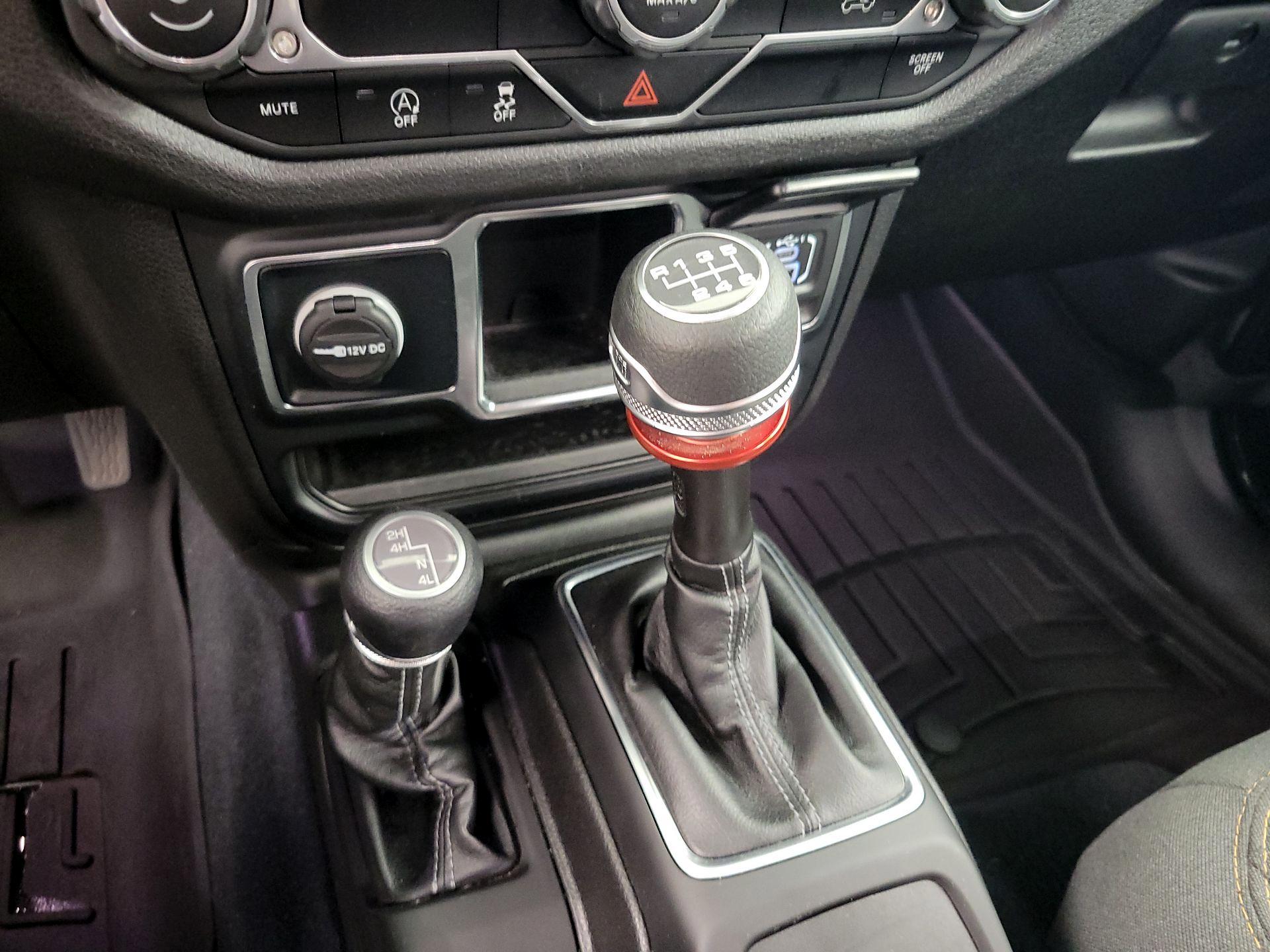 Thumbnail: 2024 Jeep Wrangler - 17