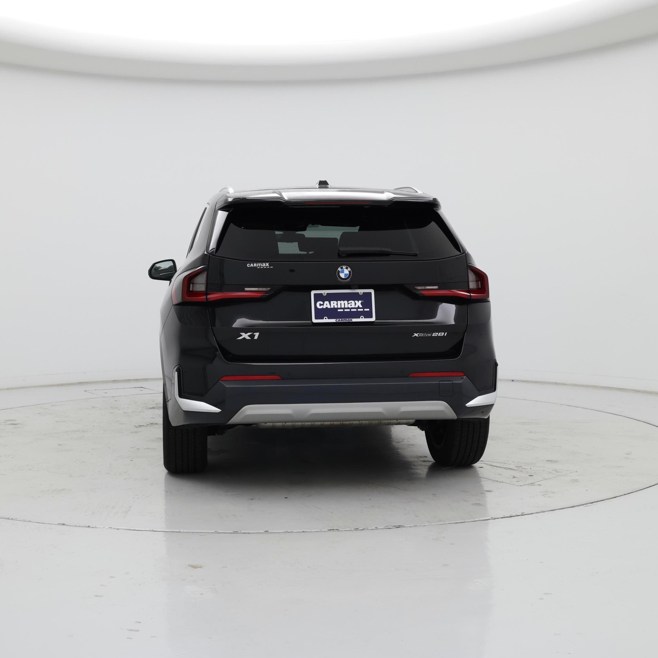 Thumbnail: 2023 BMW X1 - 6