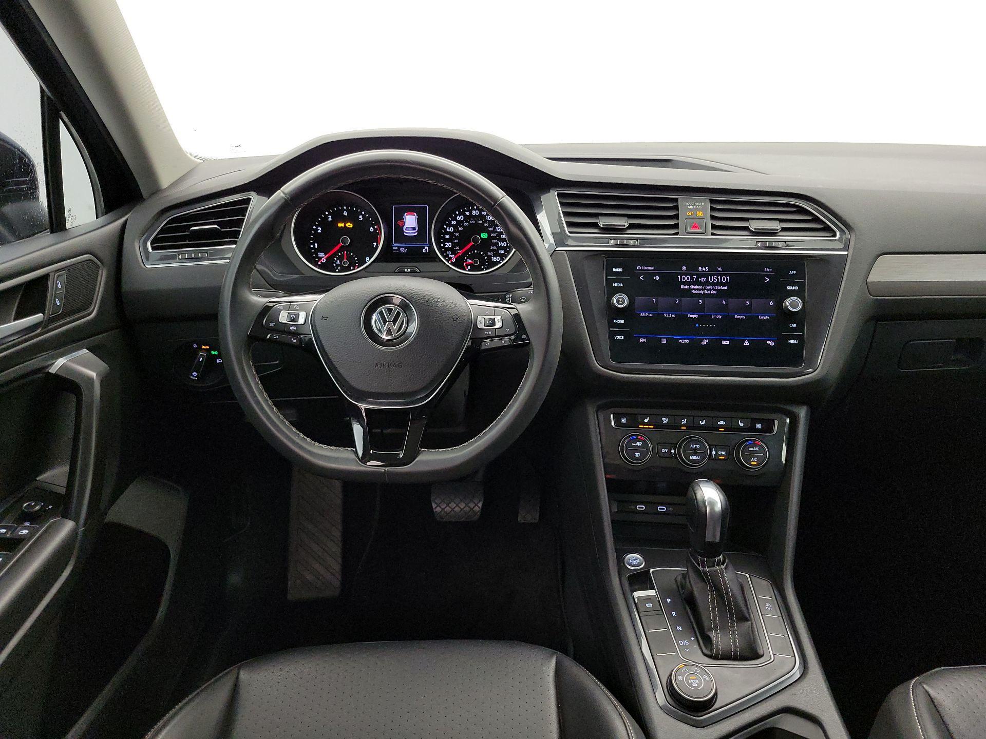 Thumbnail: 2021 Volkswagen Tiguan - 10