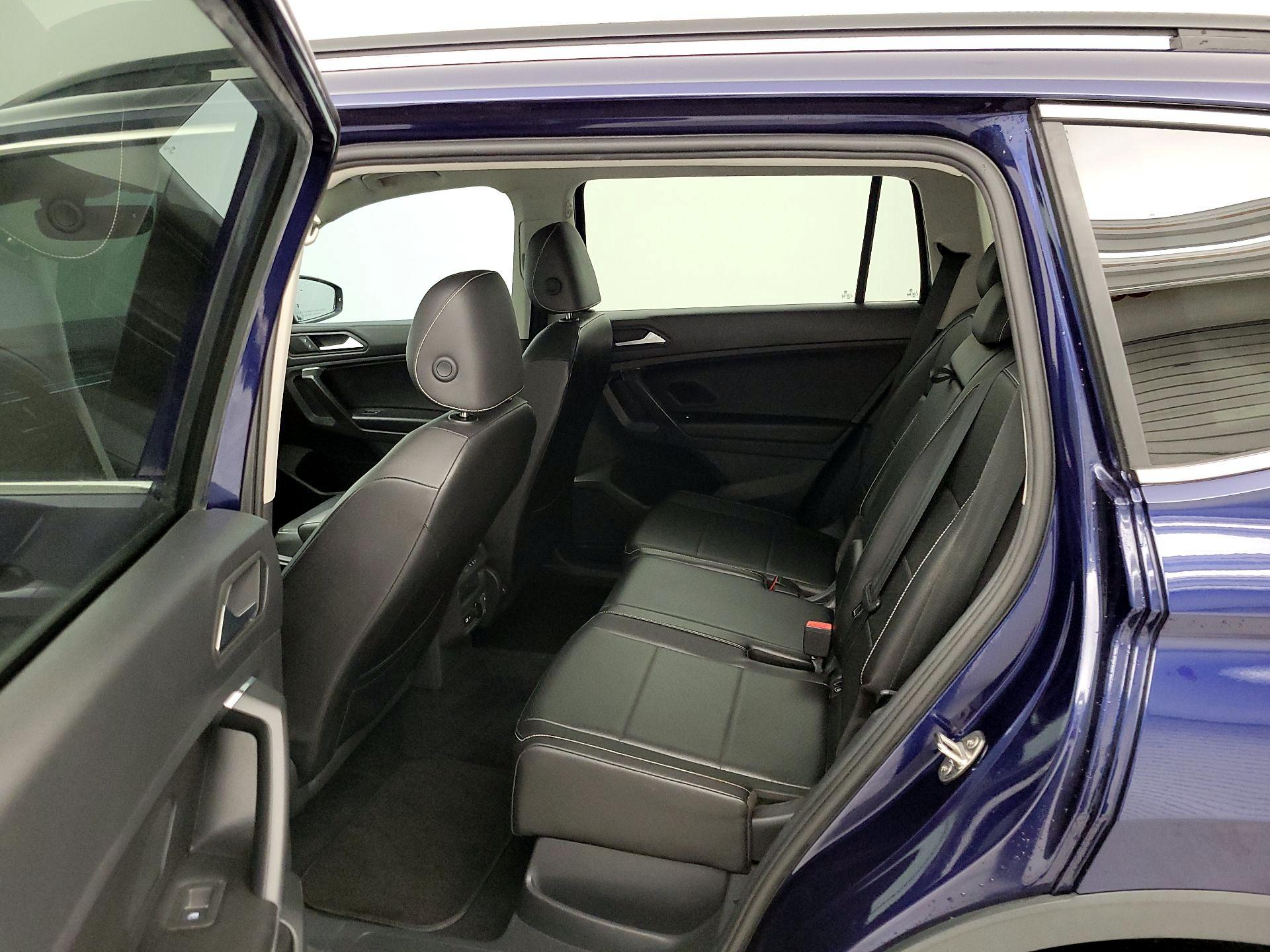 Thumbnail: 2021 Volkswagen Tiguan - 20