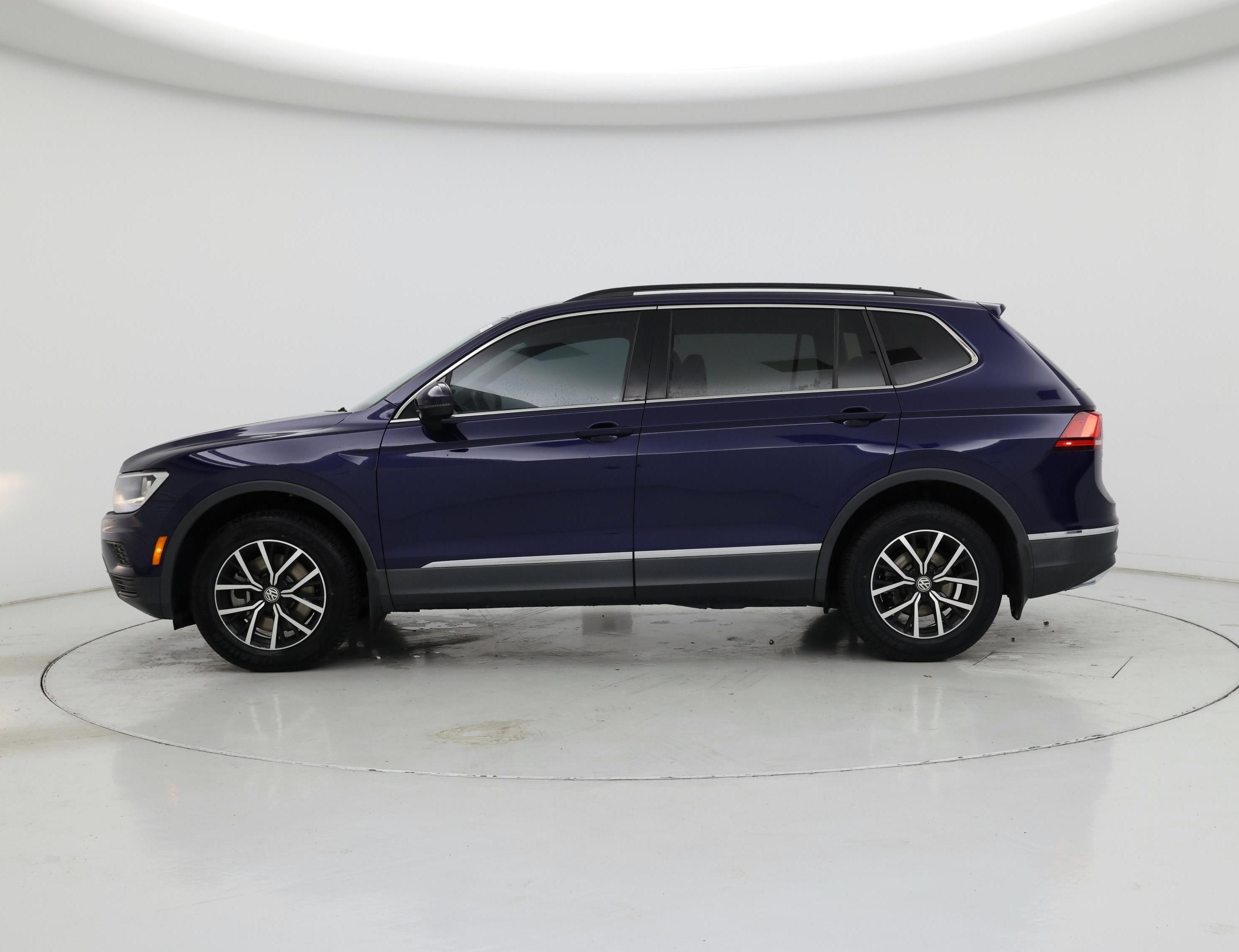 Thumbnail: 2021 Volkswagen Tiguan - 3