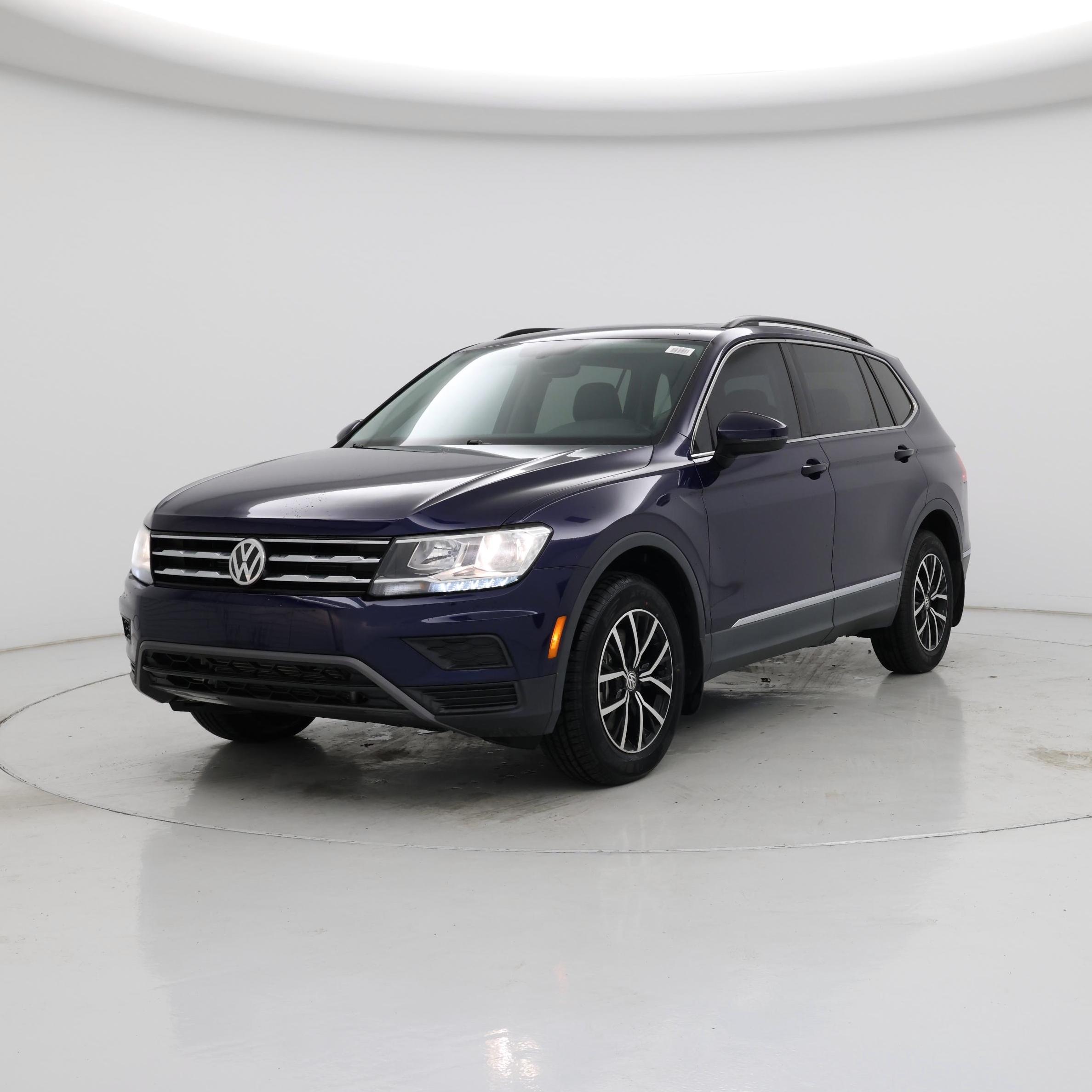 Thumbnail: 2021 Volkswagen Tiguan - 4
