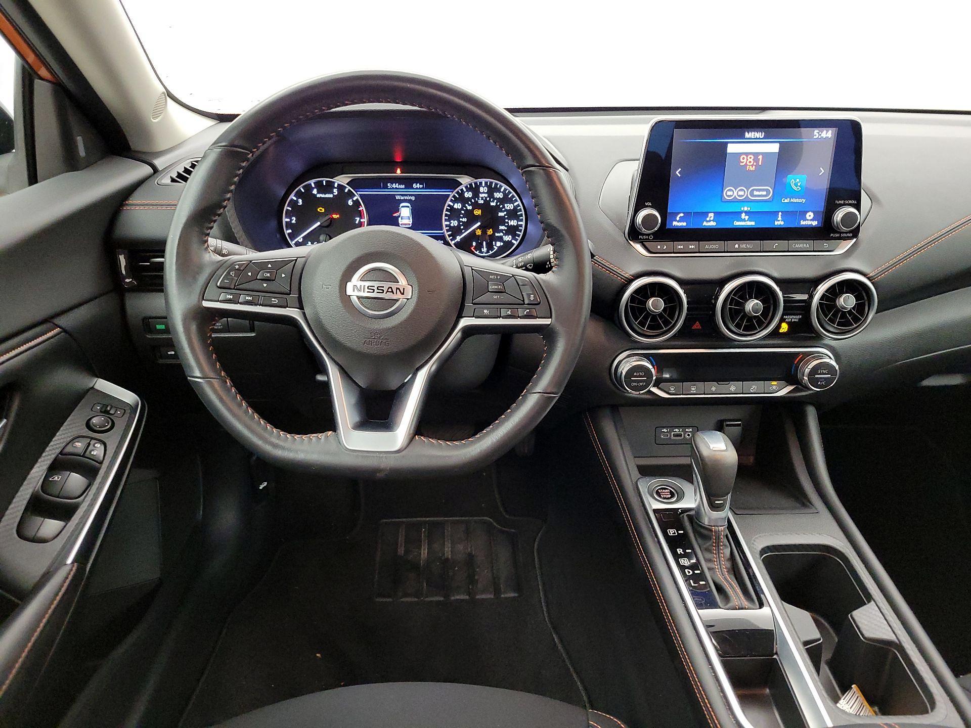 Thumbnail: 2021 Nissan Sentra - 10