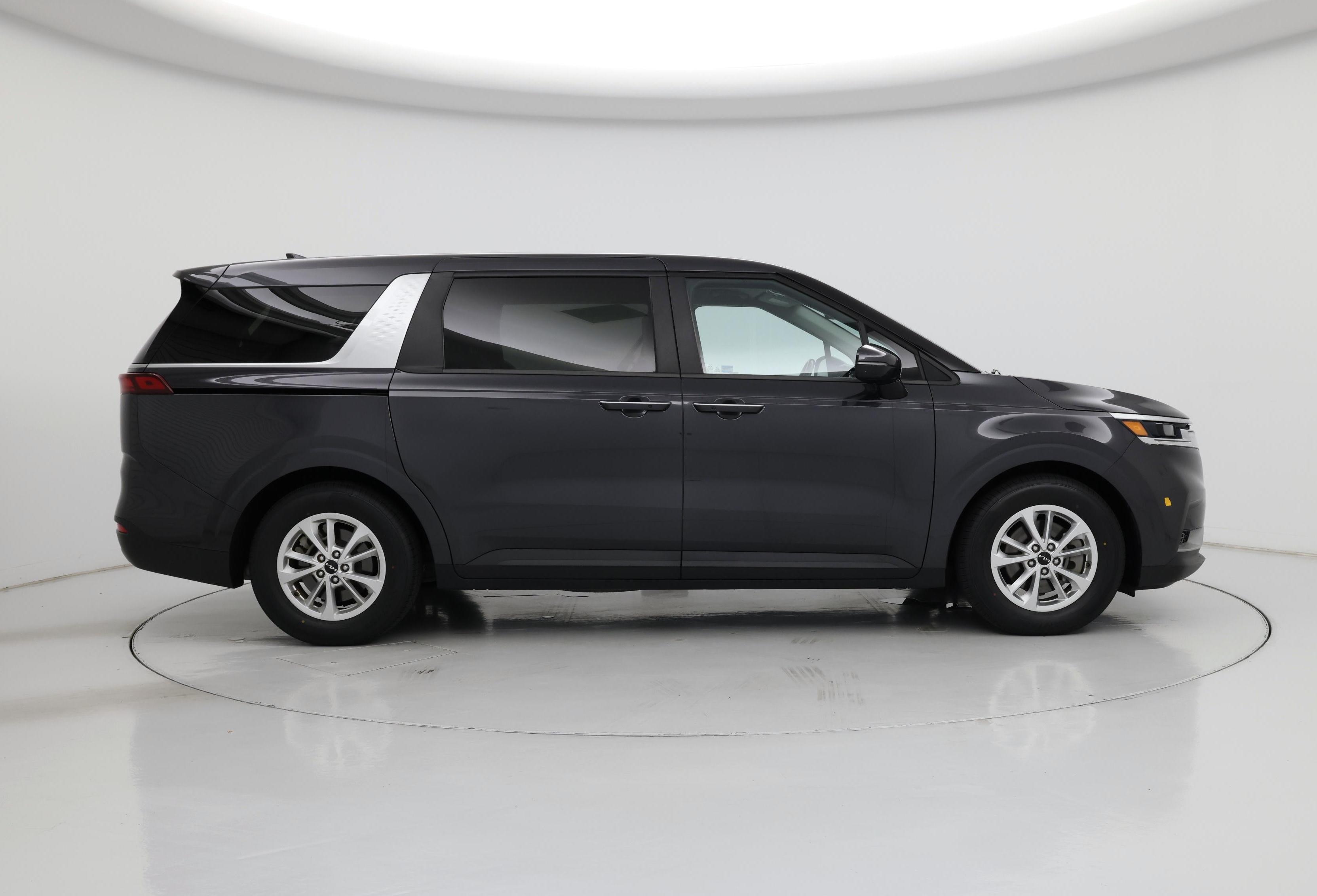 Thumbnail: 2022 Kia Carnival - 7