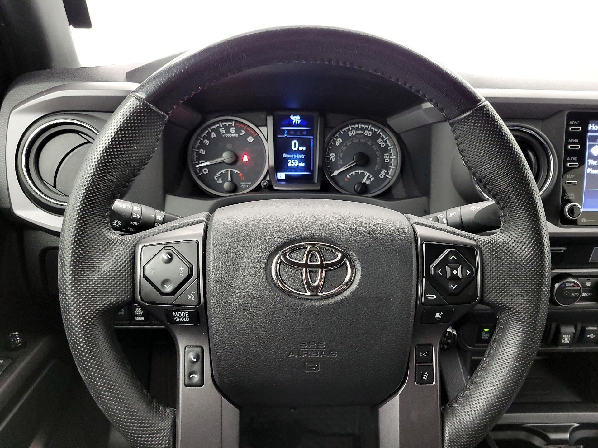 Thumbnail: 2022 Toyota Tacoma - 10