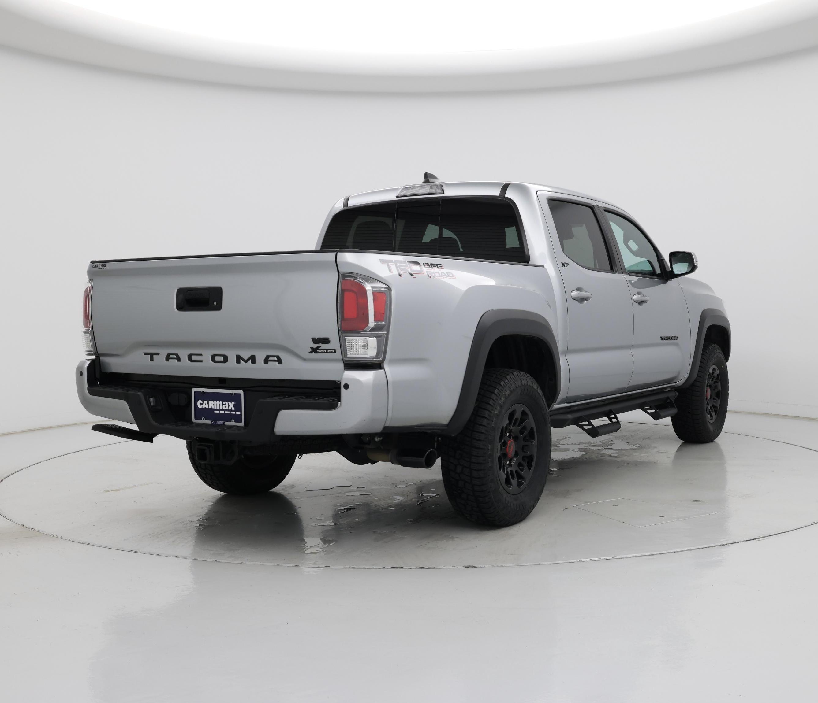 Thumbnail: 2022 Toyota Tacoma - 8