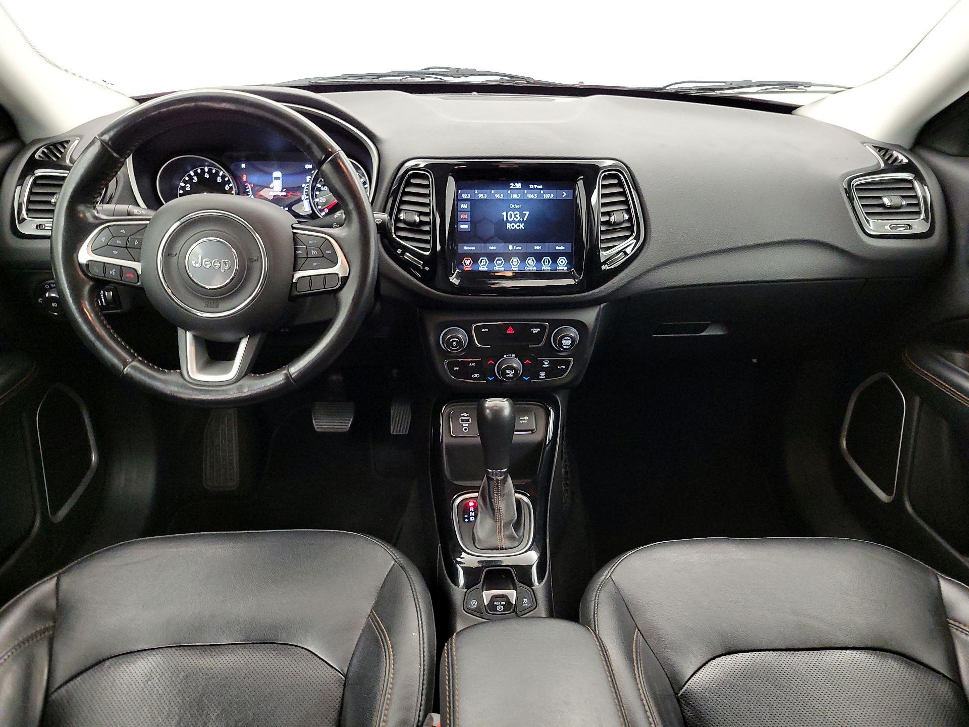 Thumbnail: 2019 Jeep Compass - 9