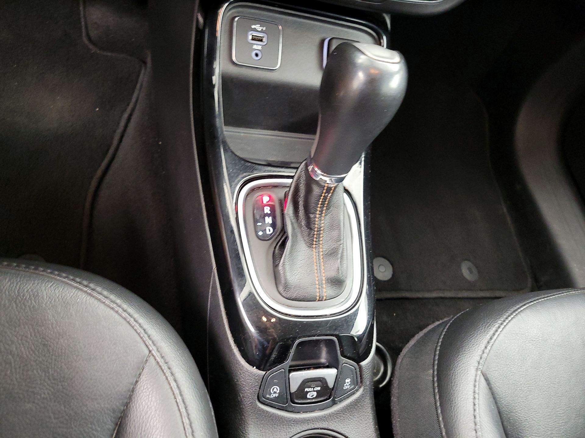 Thumbnail: 2019 Jeep Compass - 17