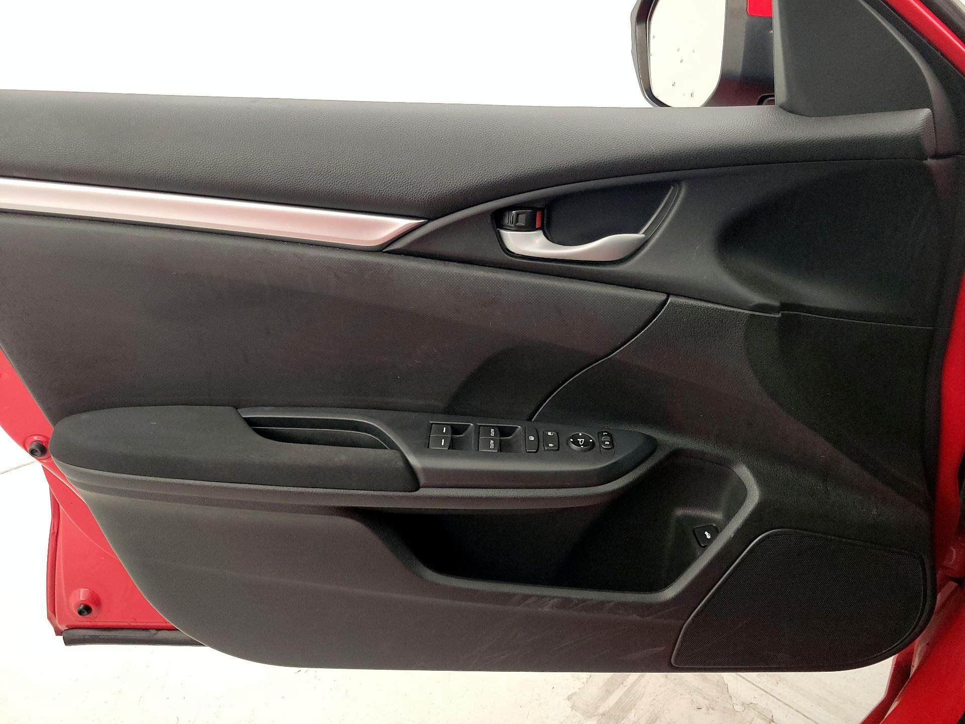 Thumbnail: 2018 Honda Civic - 12