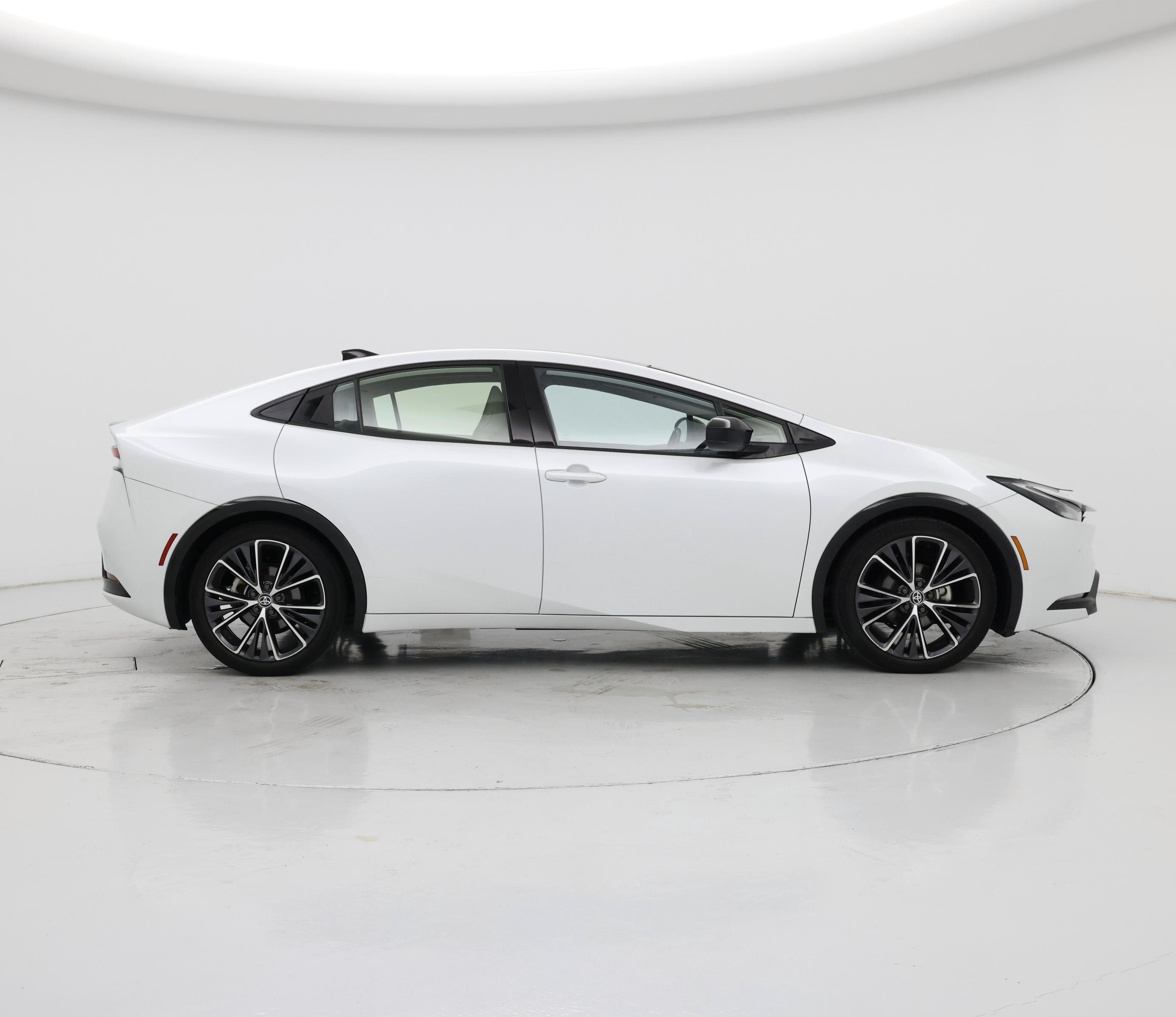 Thumbnail: 2023 Toyota Prius - 7