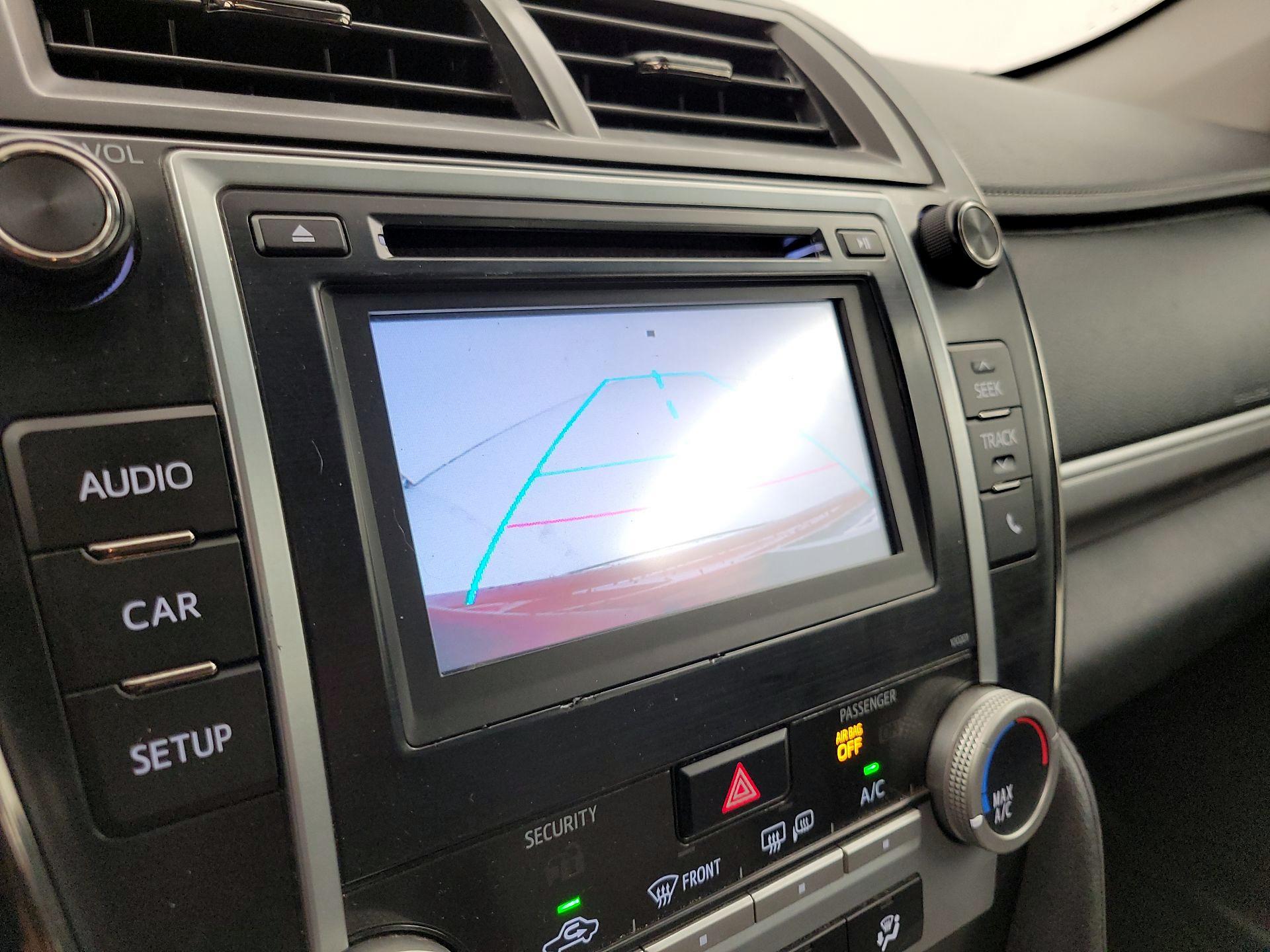 Thumbnail: 2014 Toyota Camry - 14