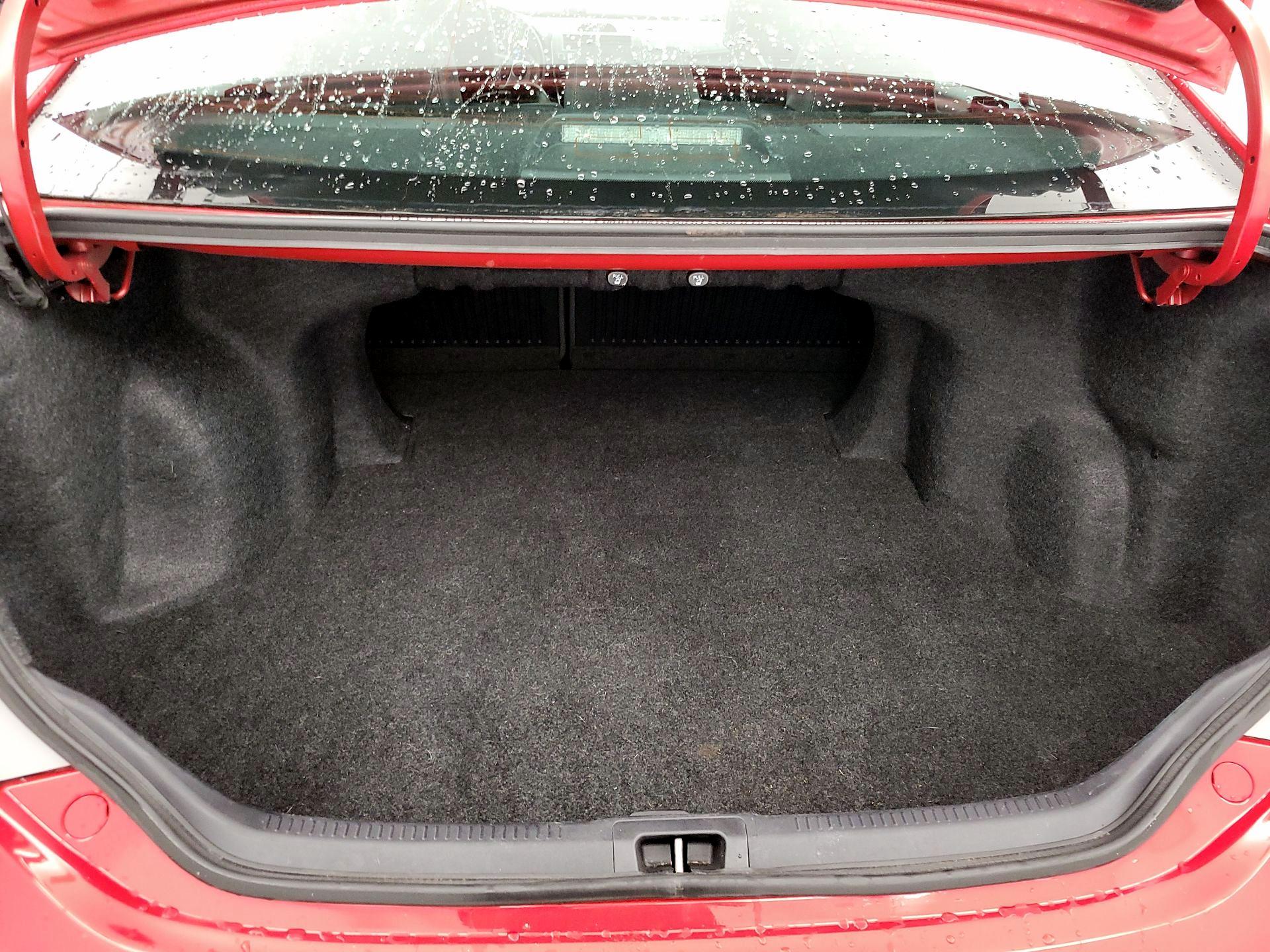 Thumbnail: 2014 Toyota Camry - 20