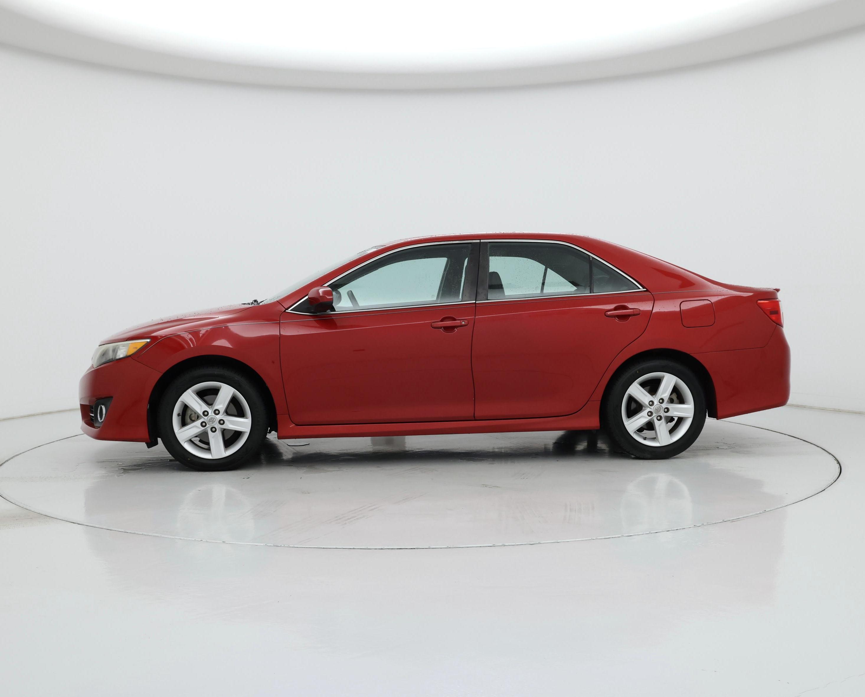 Thumbnail: 2014 Toyota Camry - 3