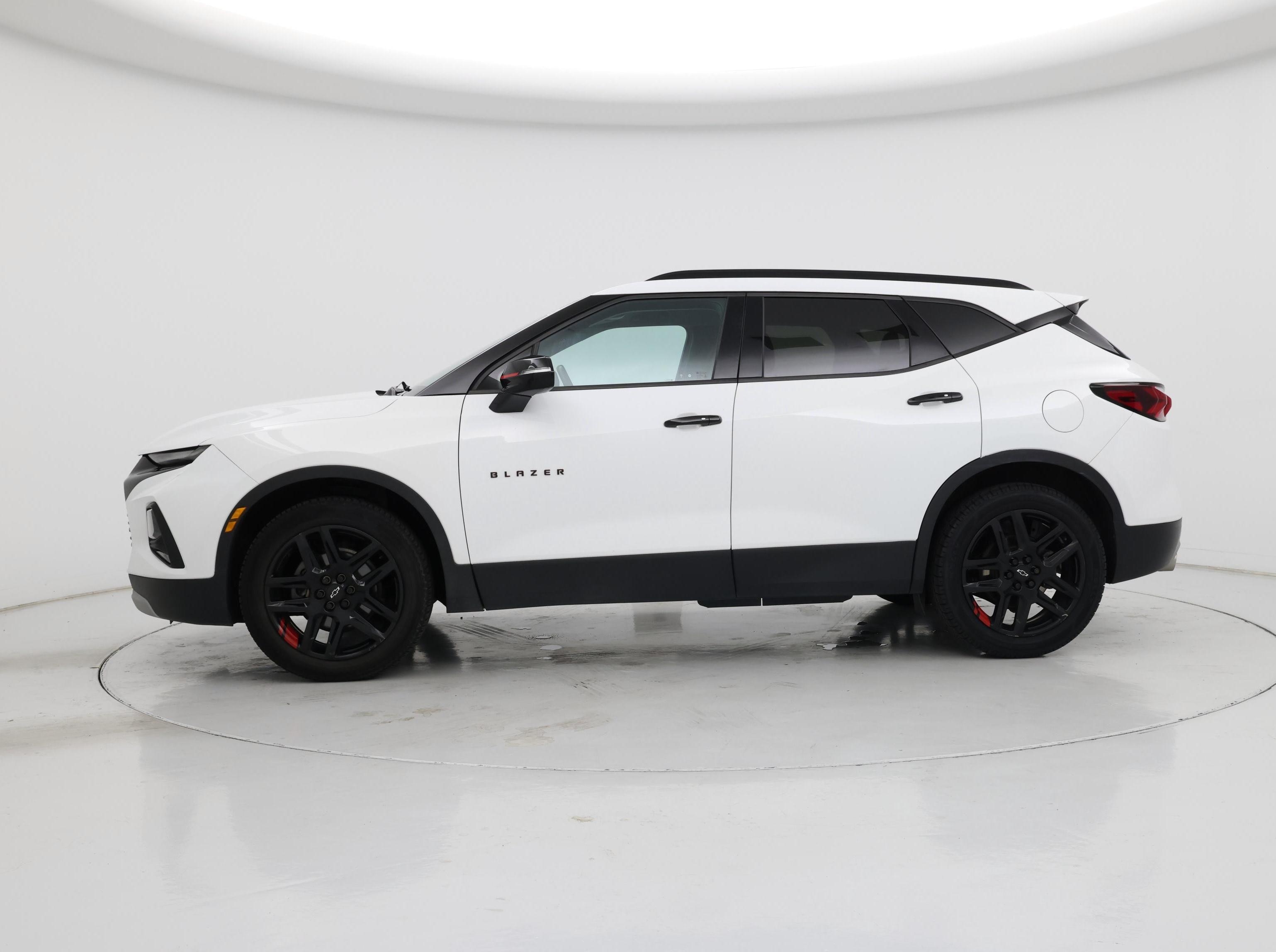 Thumbnail: 2020 Chevrolet Blazer - 3