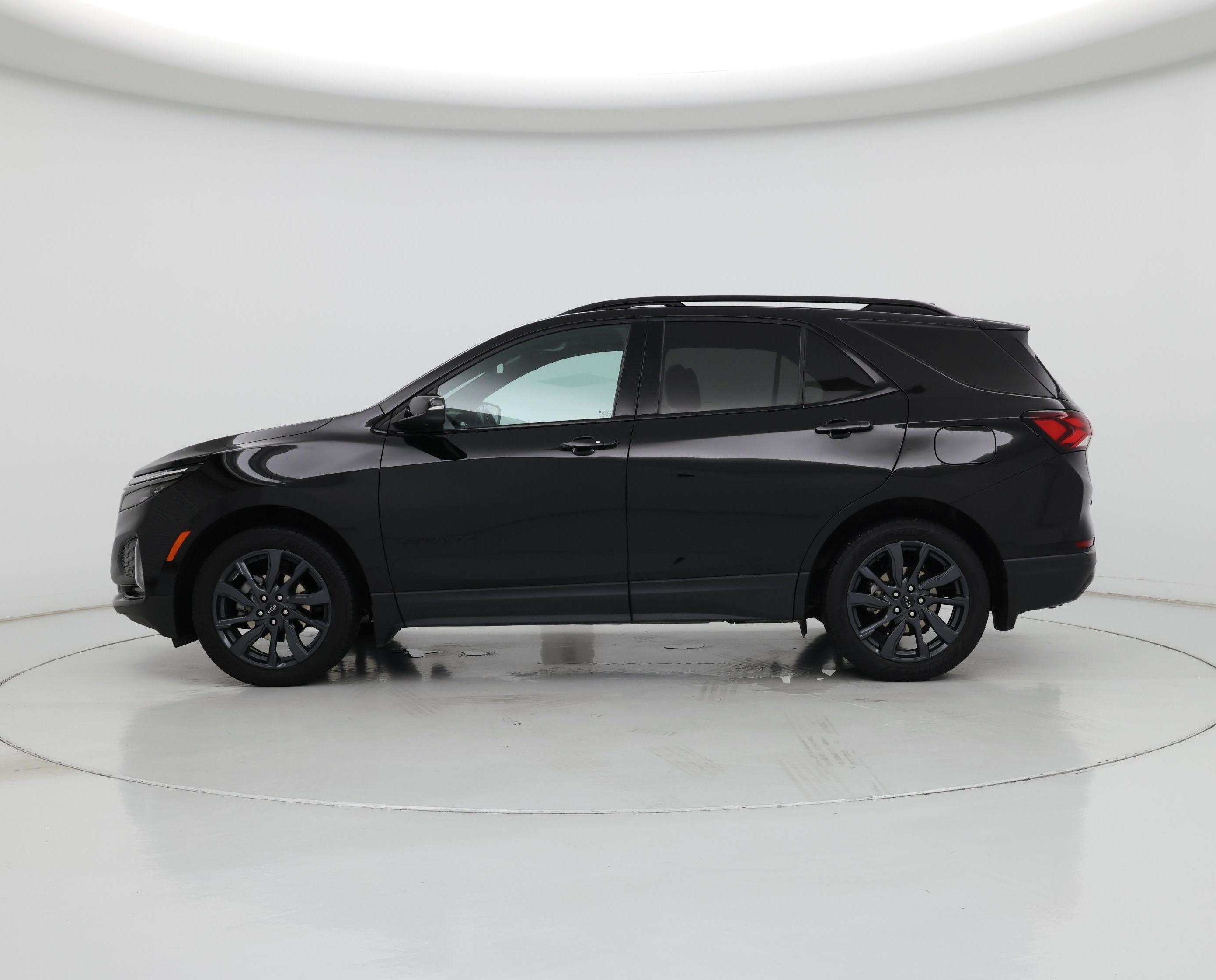Thumbnail: 2022 Chevrolet Equinox - 3