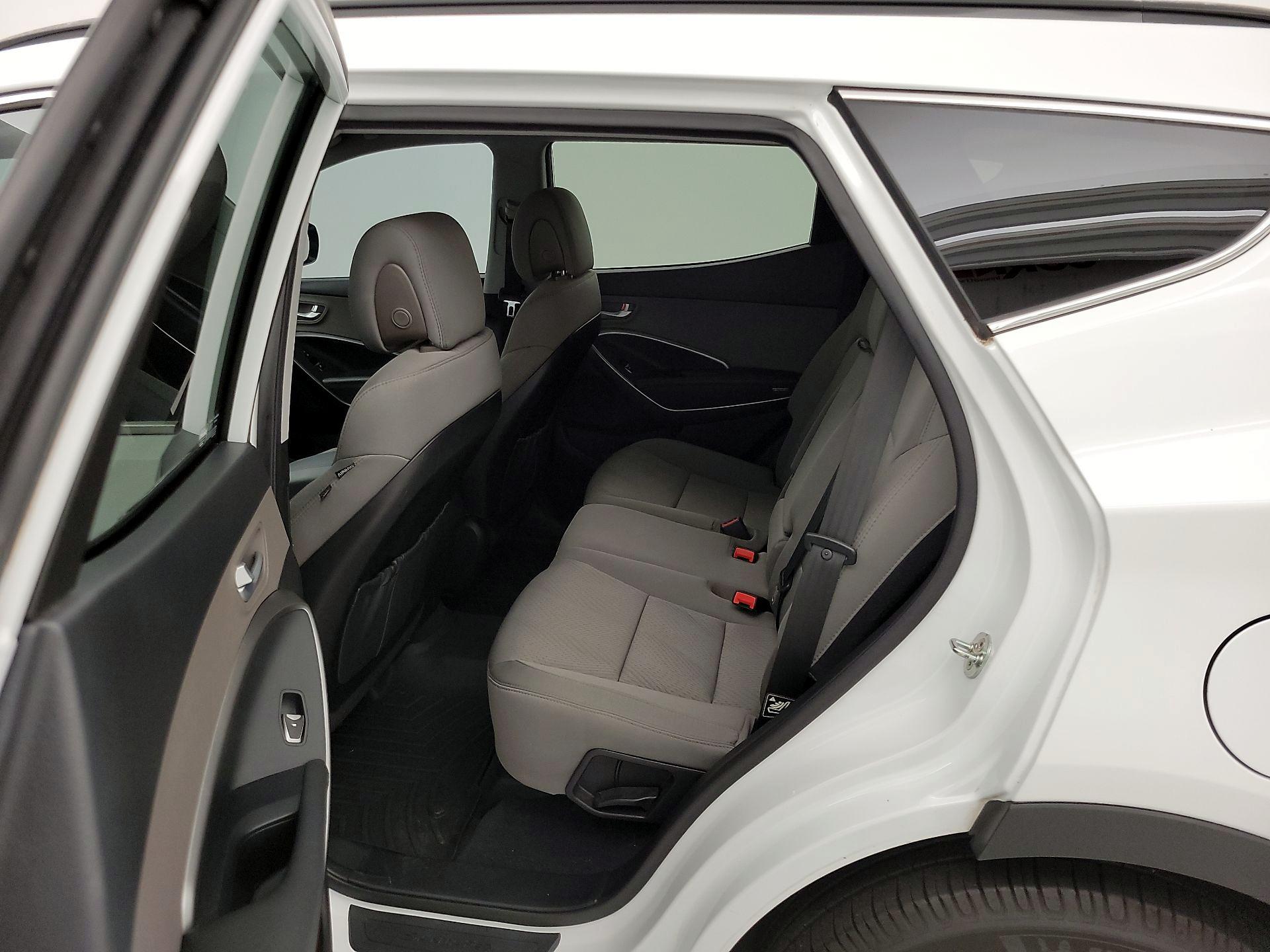 Thumbnail: 2018 Hyundai Santa Fe - 19