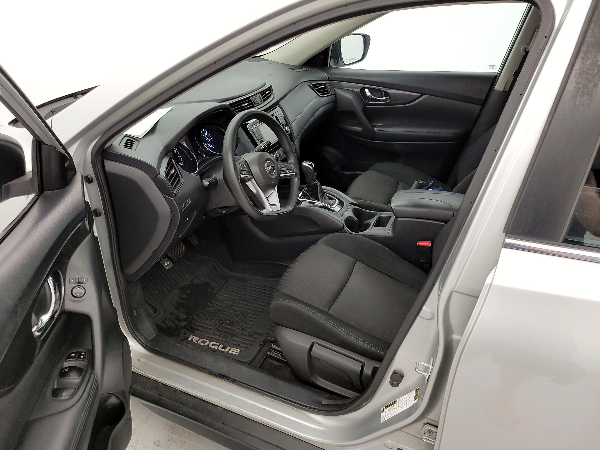 Thumbnail: 2018 Nissan Rogue - 11