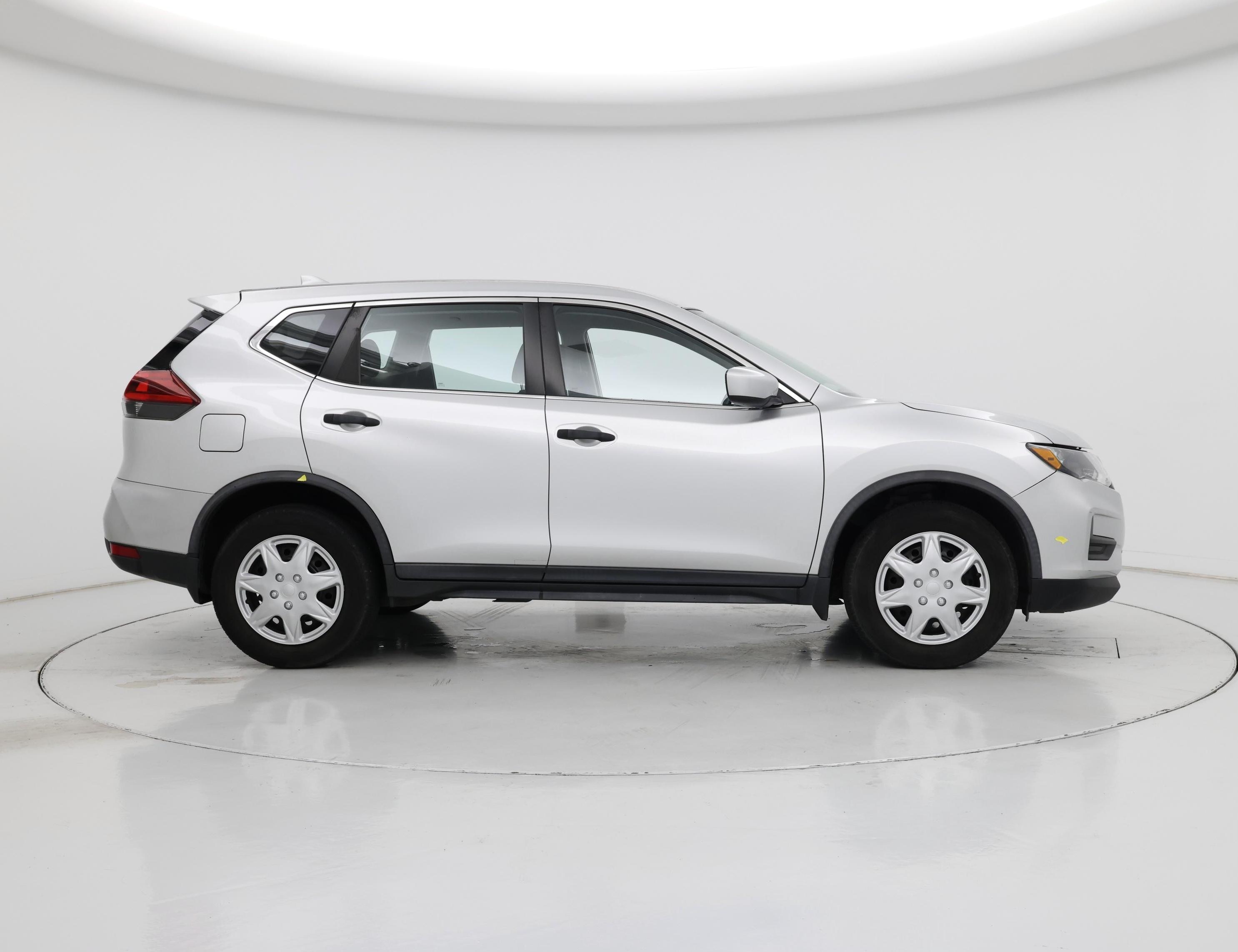 Thumbnail: 2018 Nissan Rogue - 7
