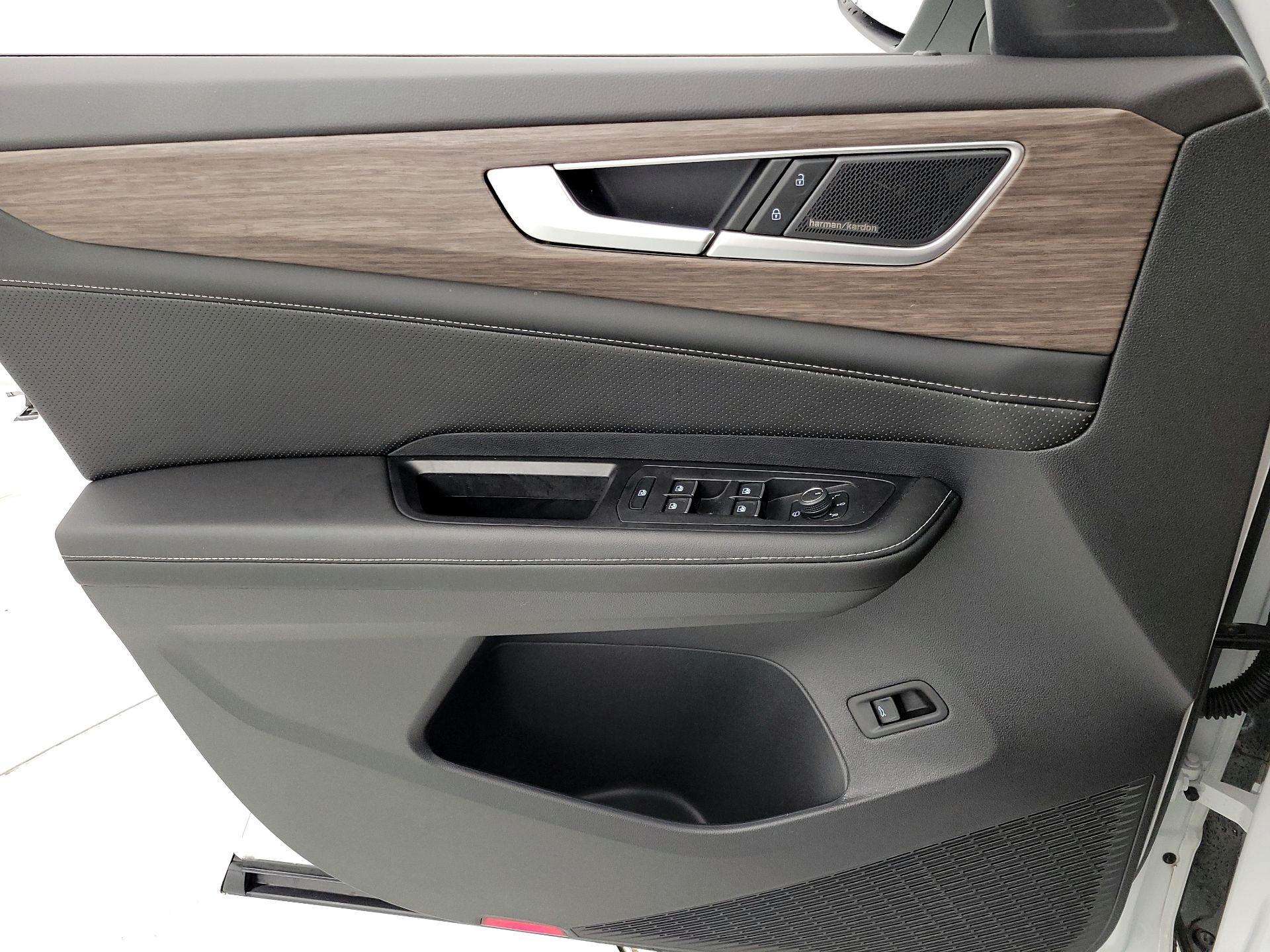 Thumbnail: 2024 Volkswagen Atlas - 12