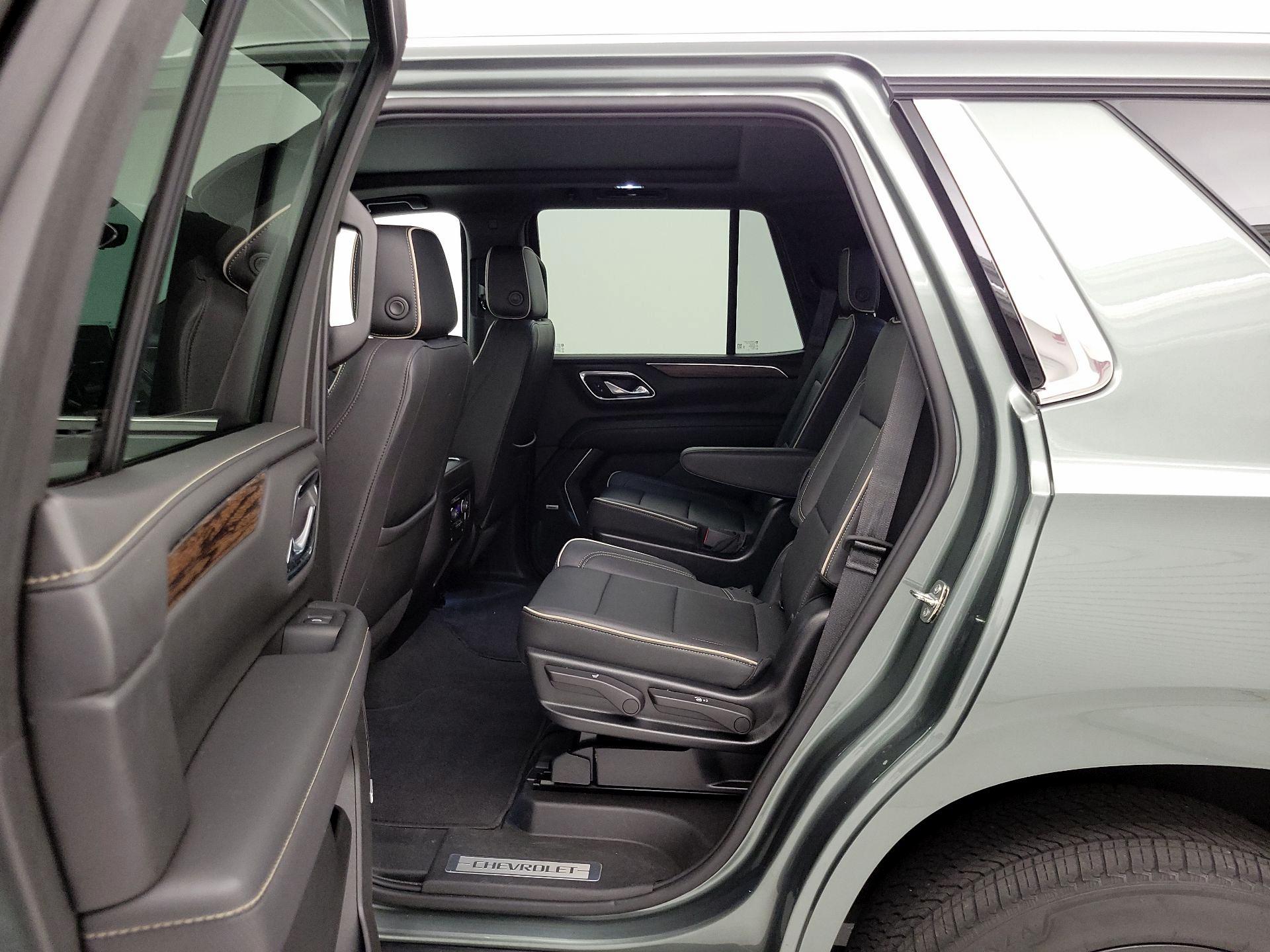 Thumbnail: 2023 Chevrolet Tahoe - 20