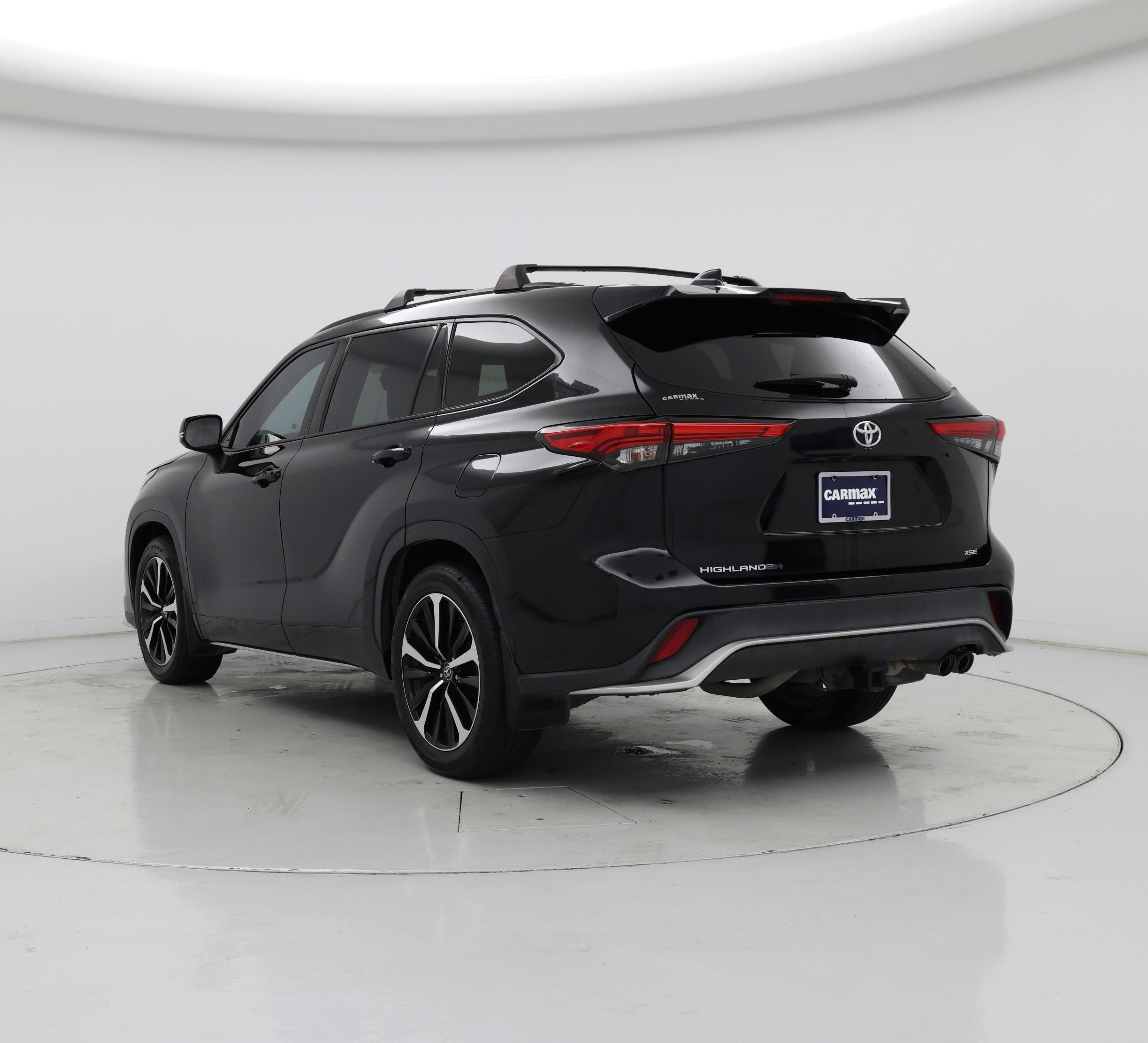 Thumbnail: 2022 Toyota Highlander - 2
