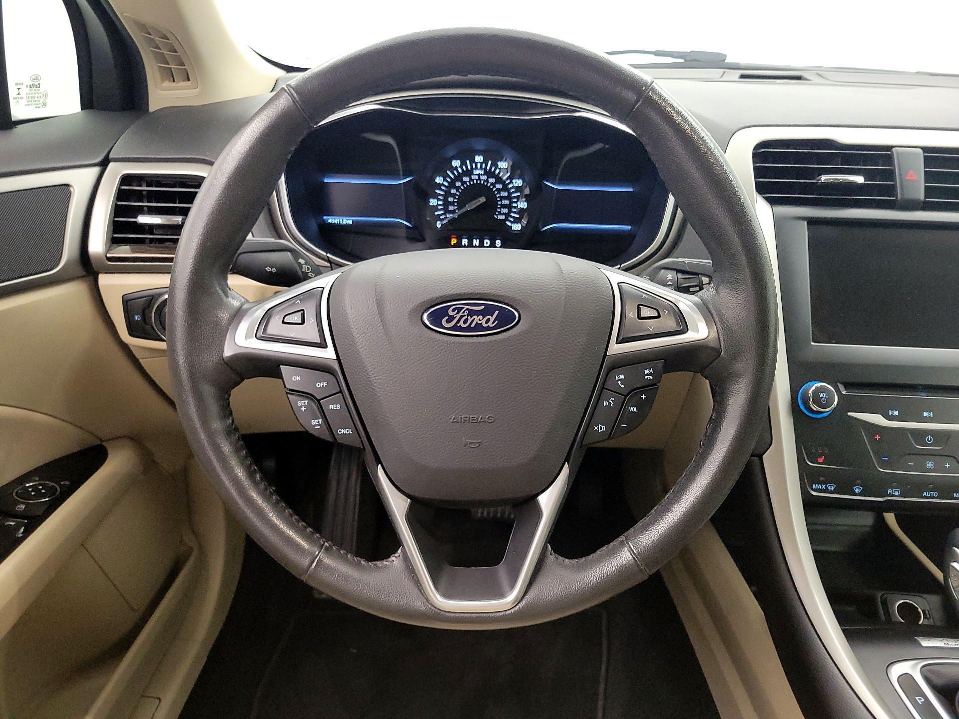 Thumbnail: 2014 Ford Fusion - 10
