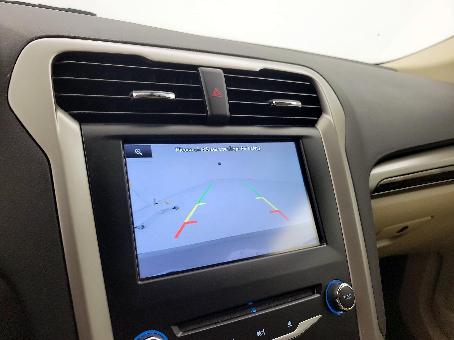 Thumbnail: 2014 Ford Fusion - 14