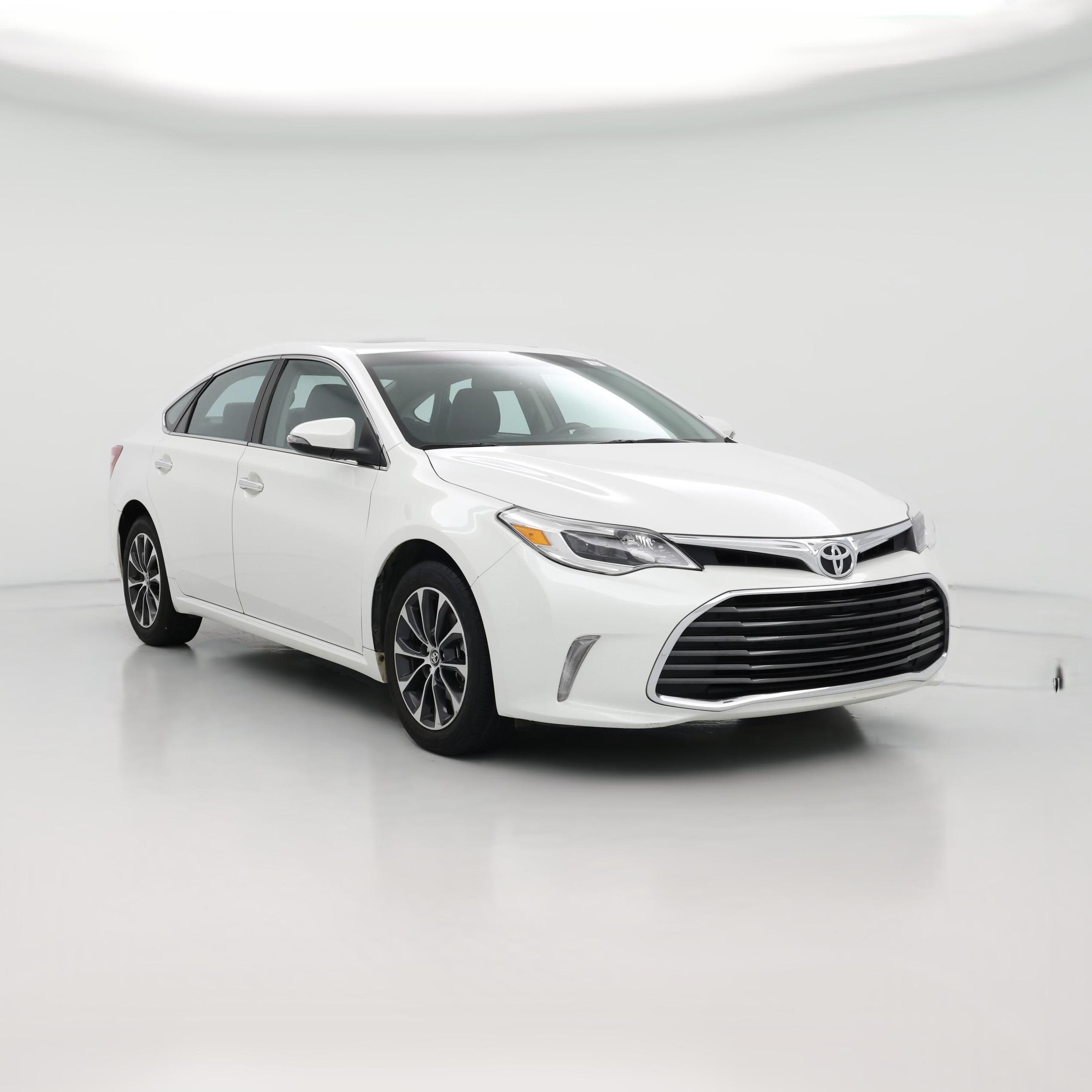 Thumbnail: 2016 Toyota Avalon - 1