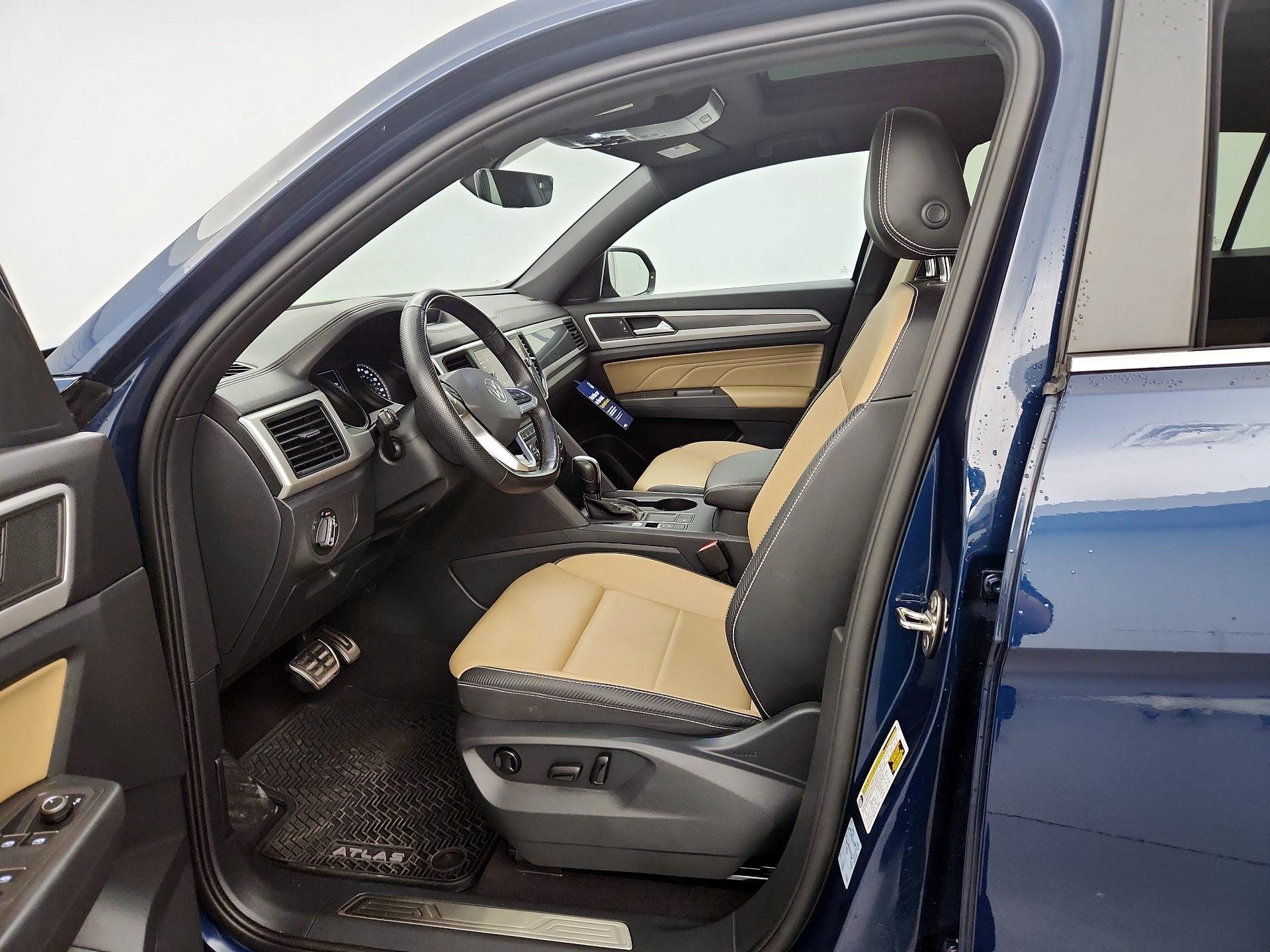 Thumbnail: 2021 Volkswagen Atlas - 11