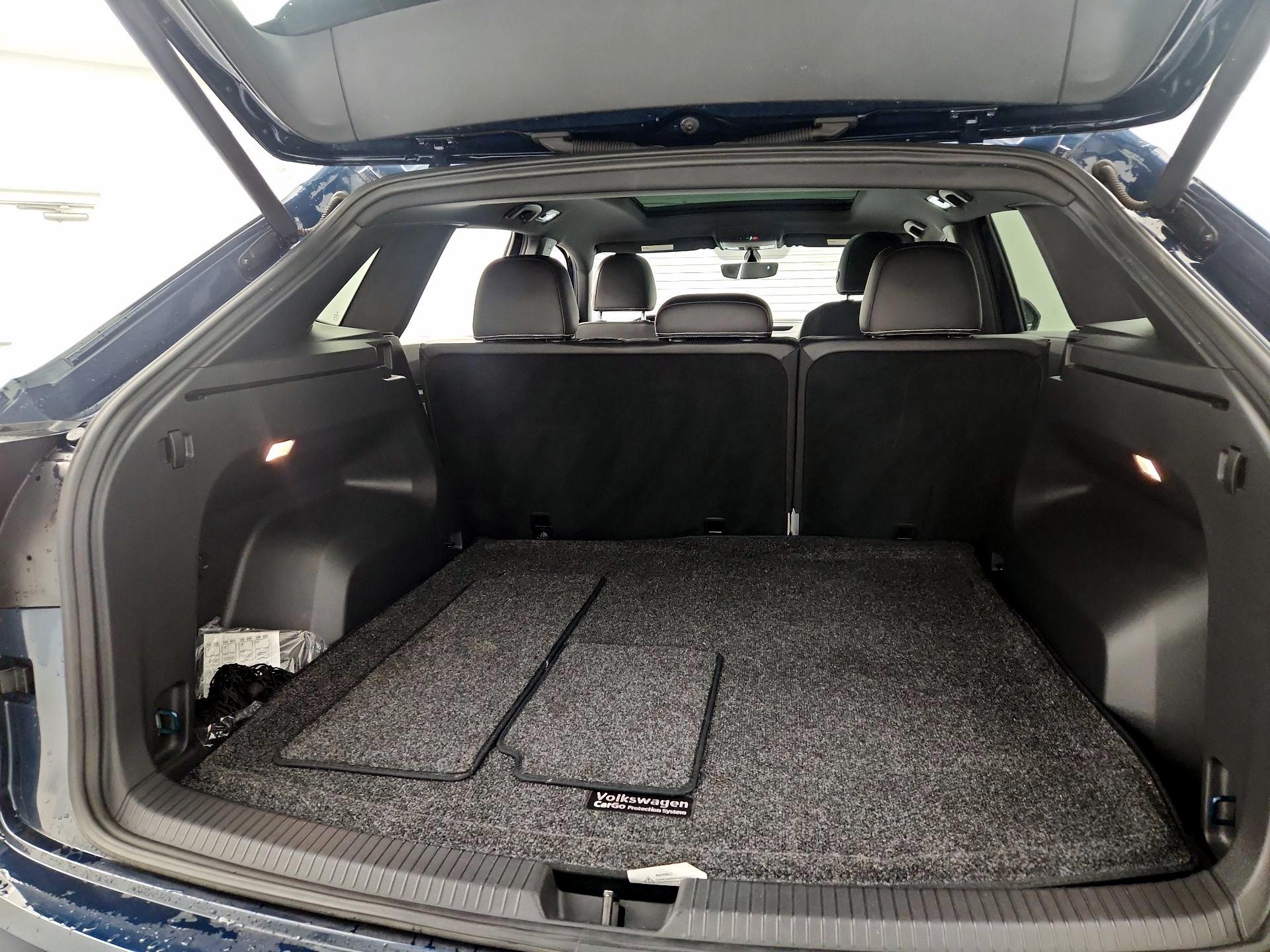 Thumbnail: 2021 Volkswagen Atlas - 20