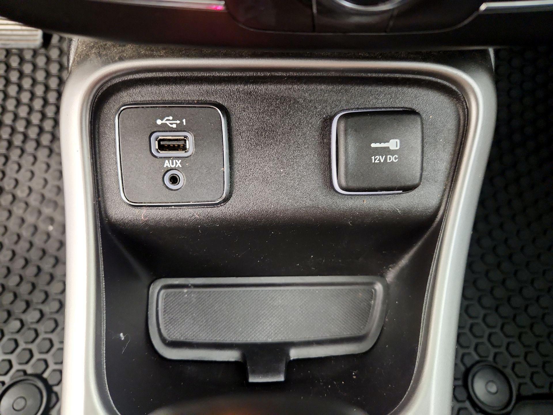 Thumbnail: 2021 Jeep Compass - 18