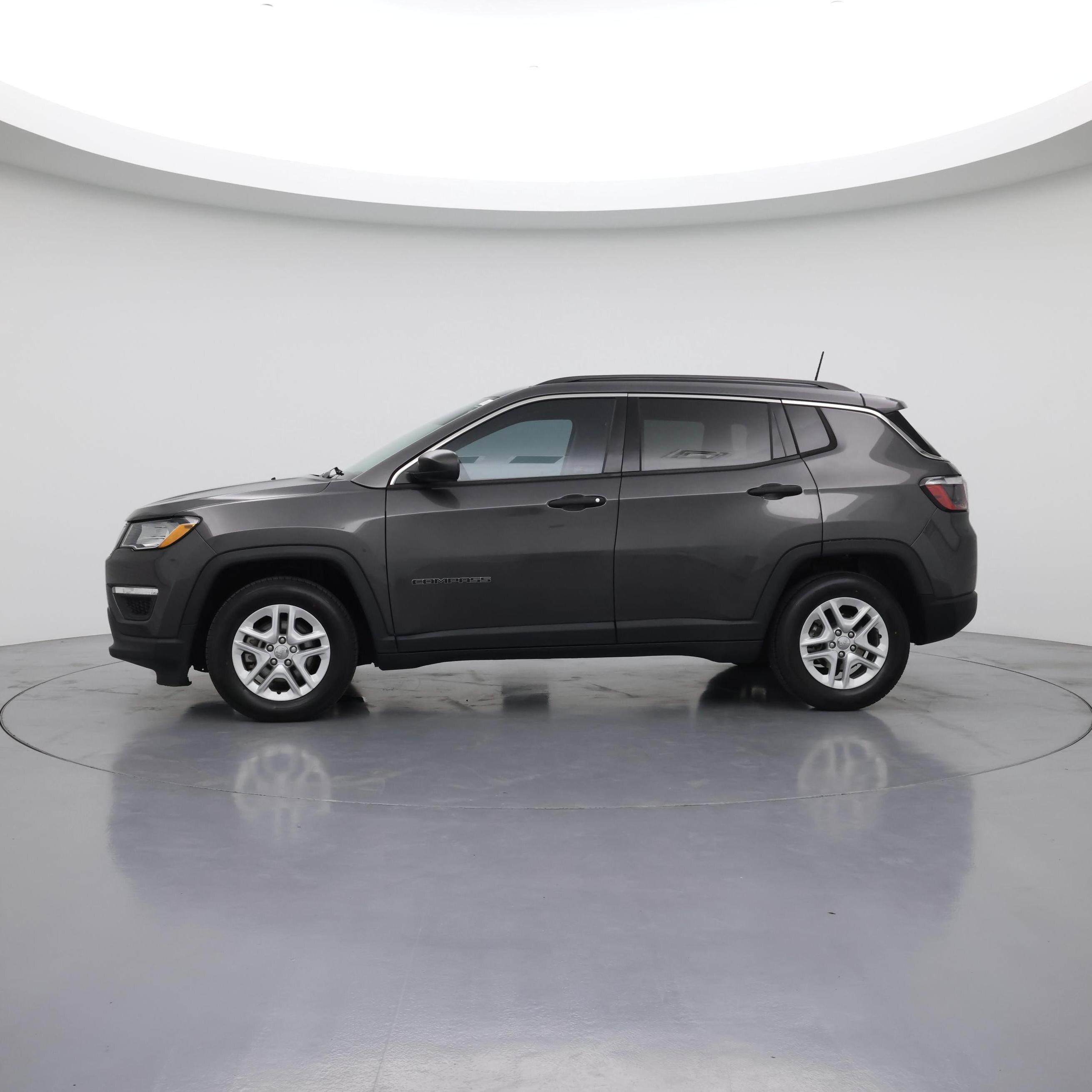 Thumbnail: 2021 Jeep Compass - 3