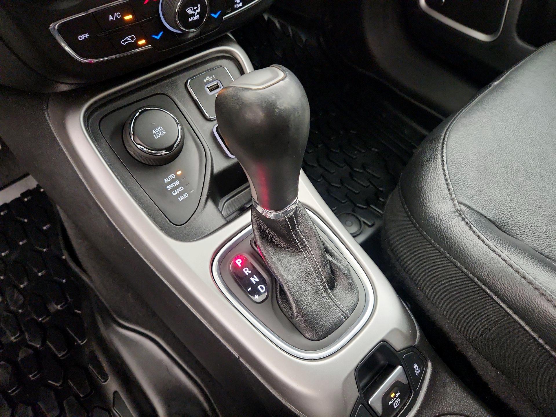 Thumbnail: 2020 Jeep Compass - 17