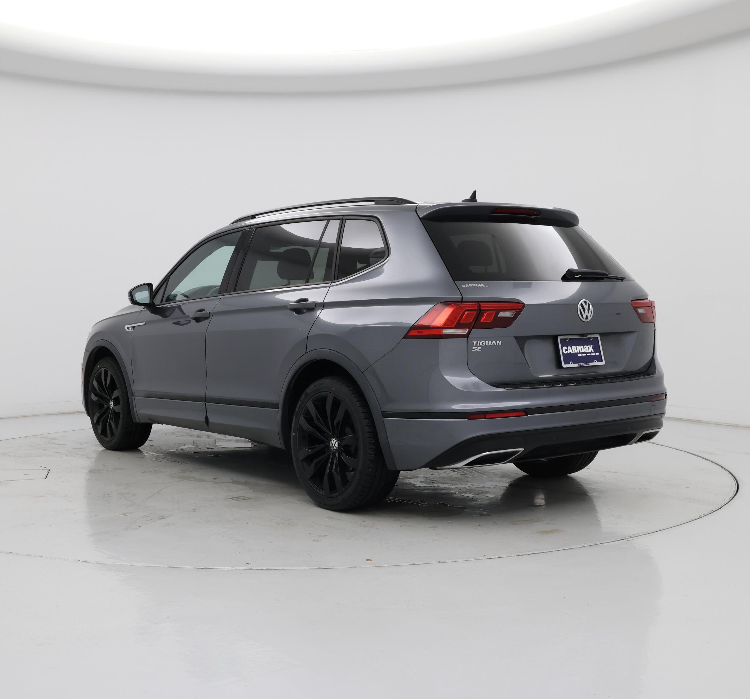 Thumbnail: 2021 Volkswagen Tiguan - 2