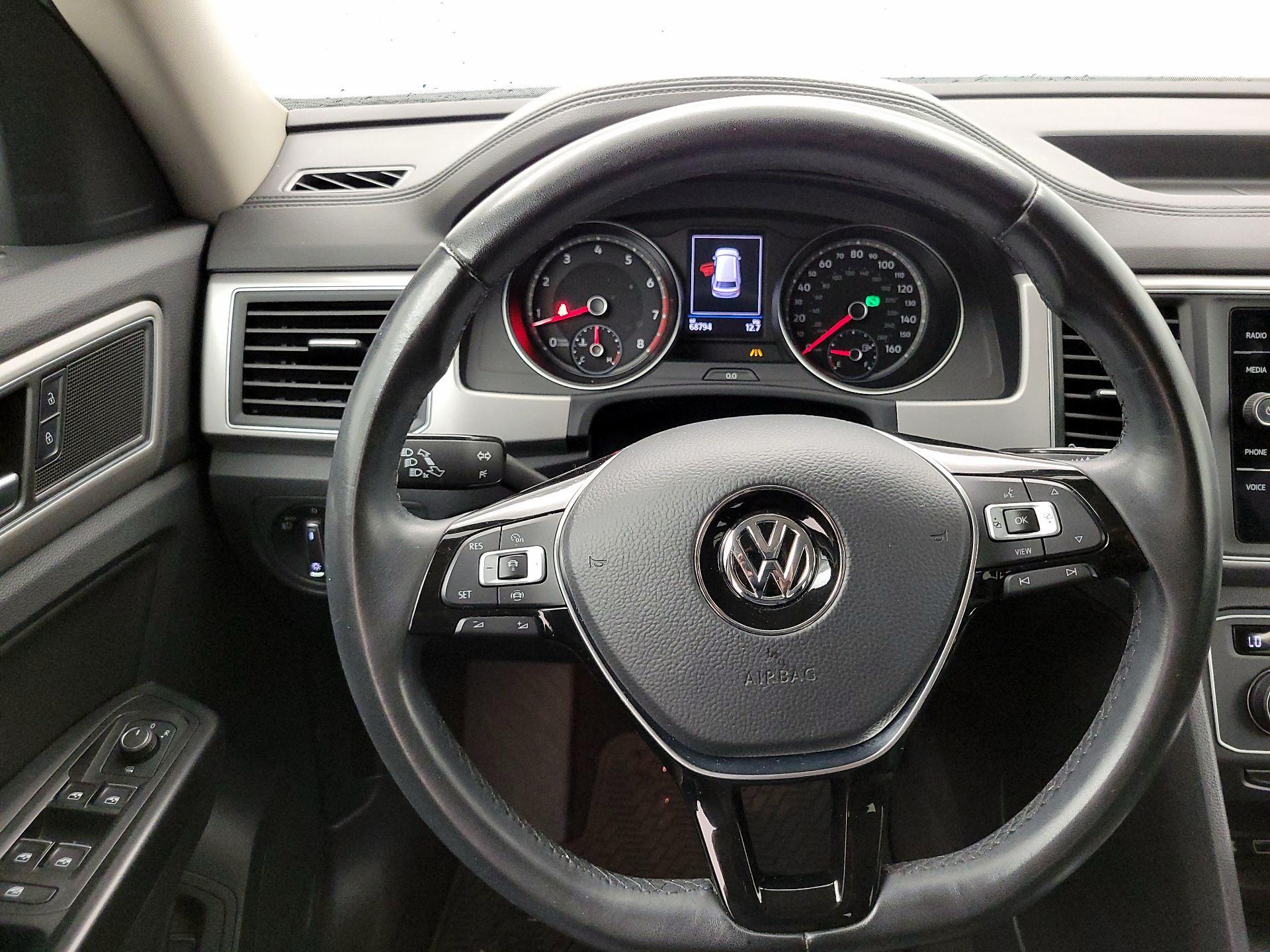 Thumbnail: 2019 Volkswagen Atlas - 10