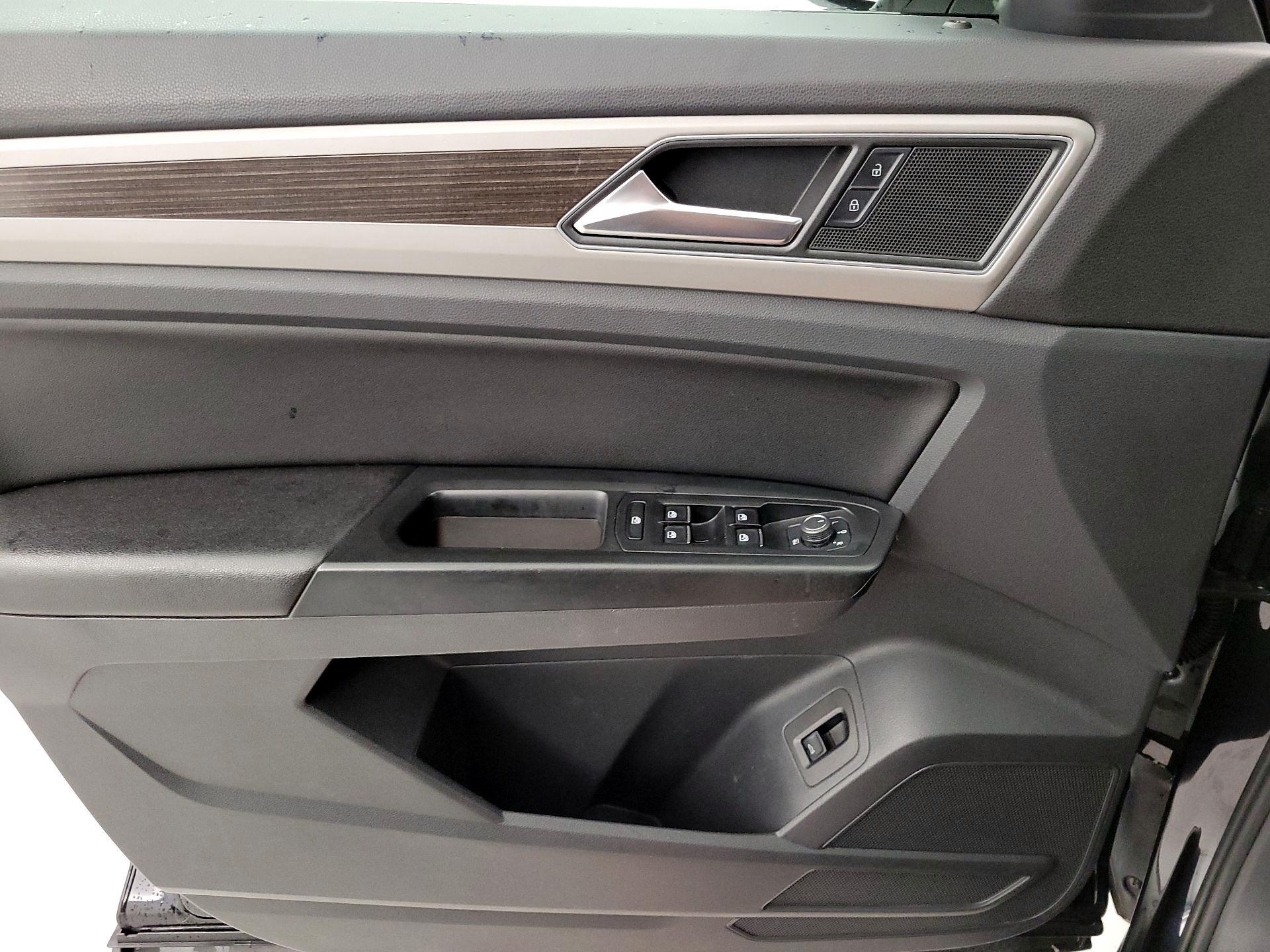 Thumbnail: 2019 Volkswagen Atlas - 12