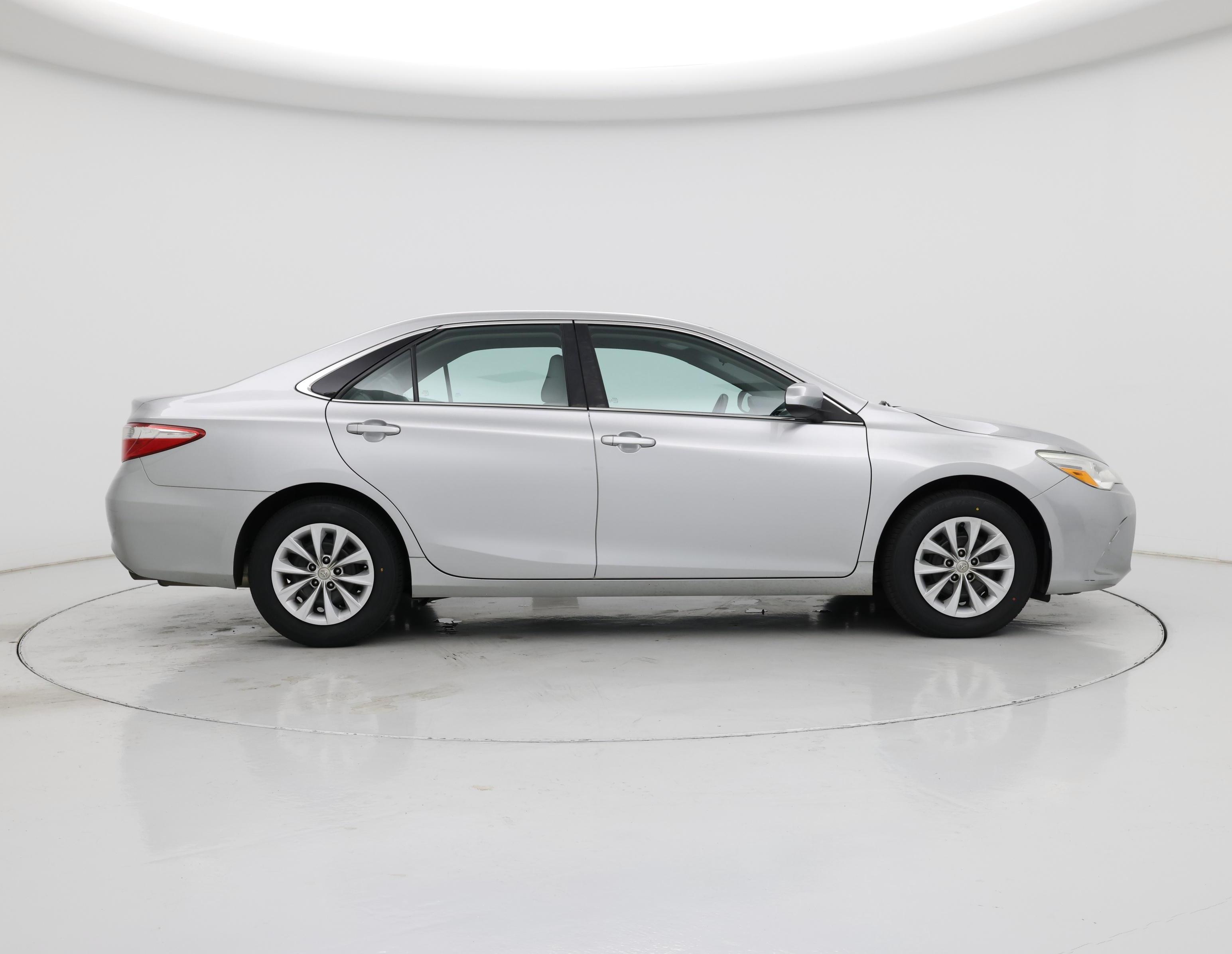 Thumbnail: 2015 Toyota Camry - 7