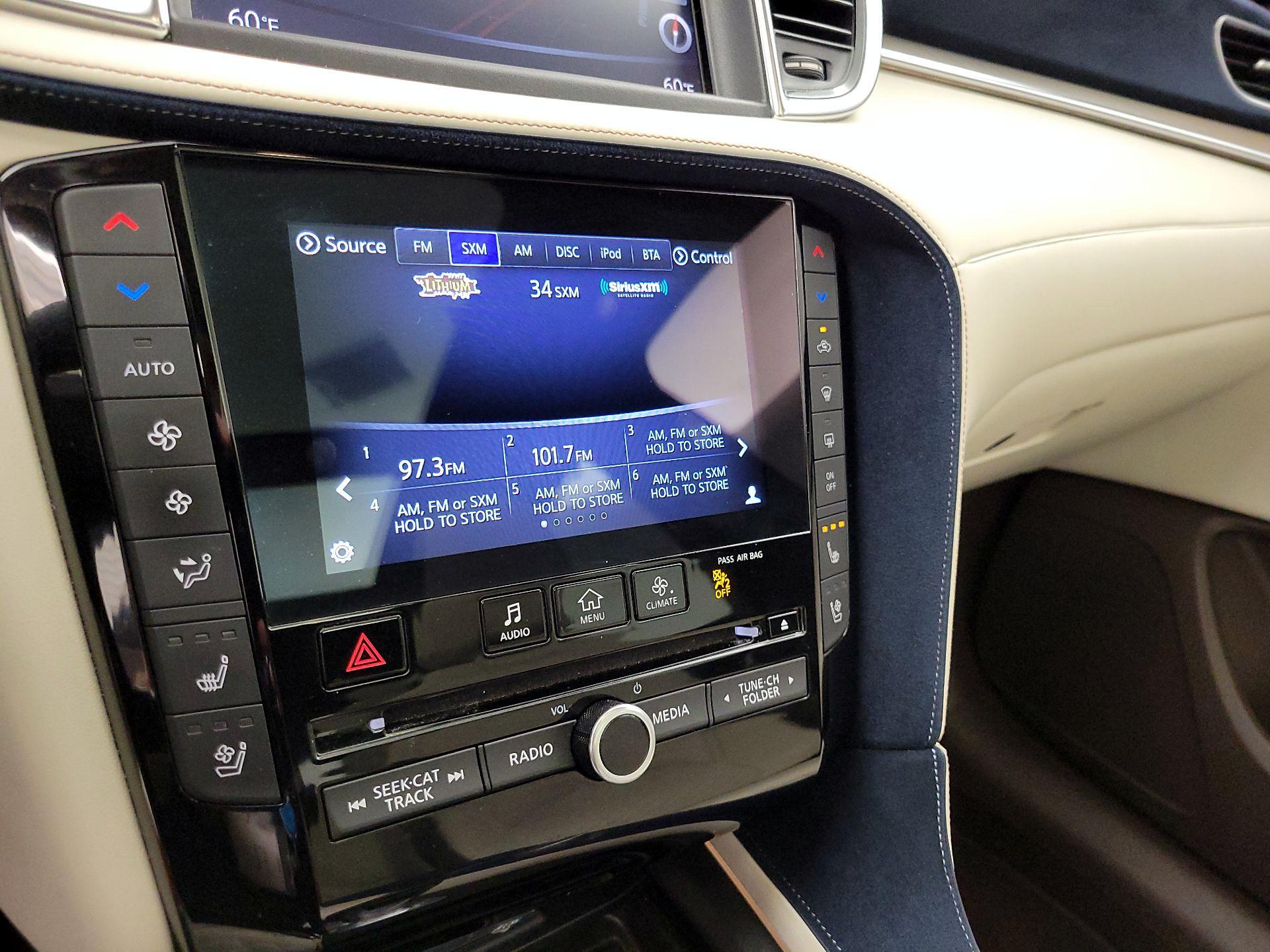 Thumbnail: 2019 INFINITI QX50 - 16
